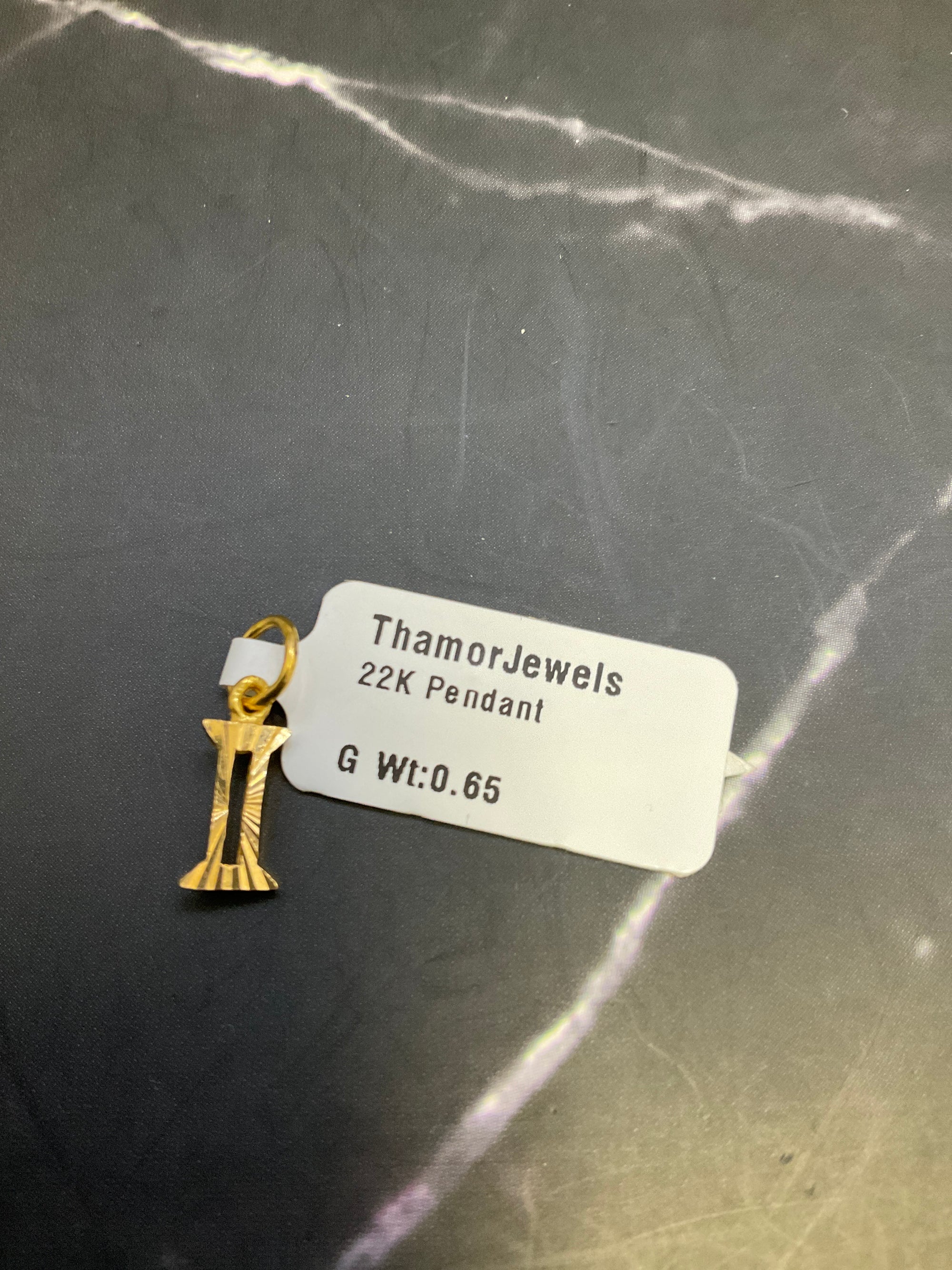 22K Pendant 2402768