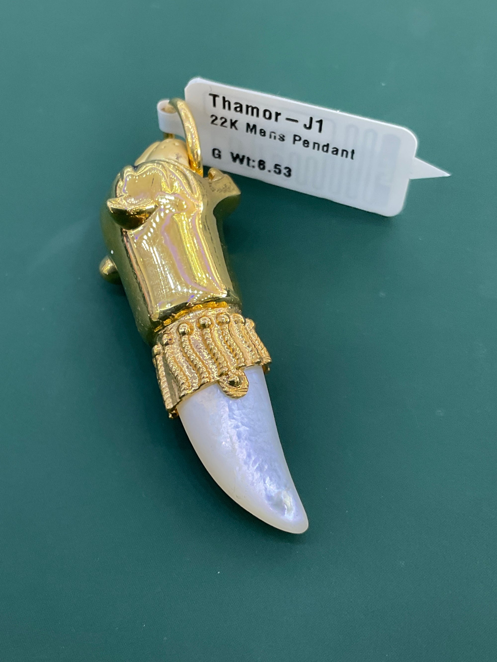 22K Pendant 2605772