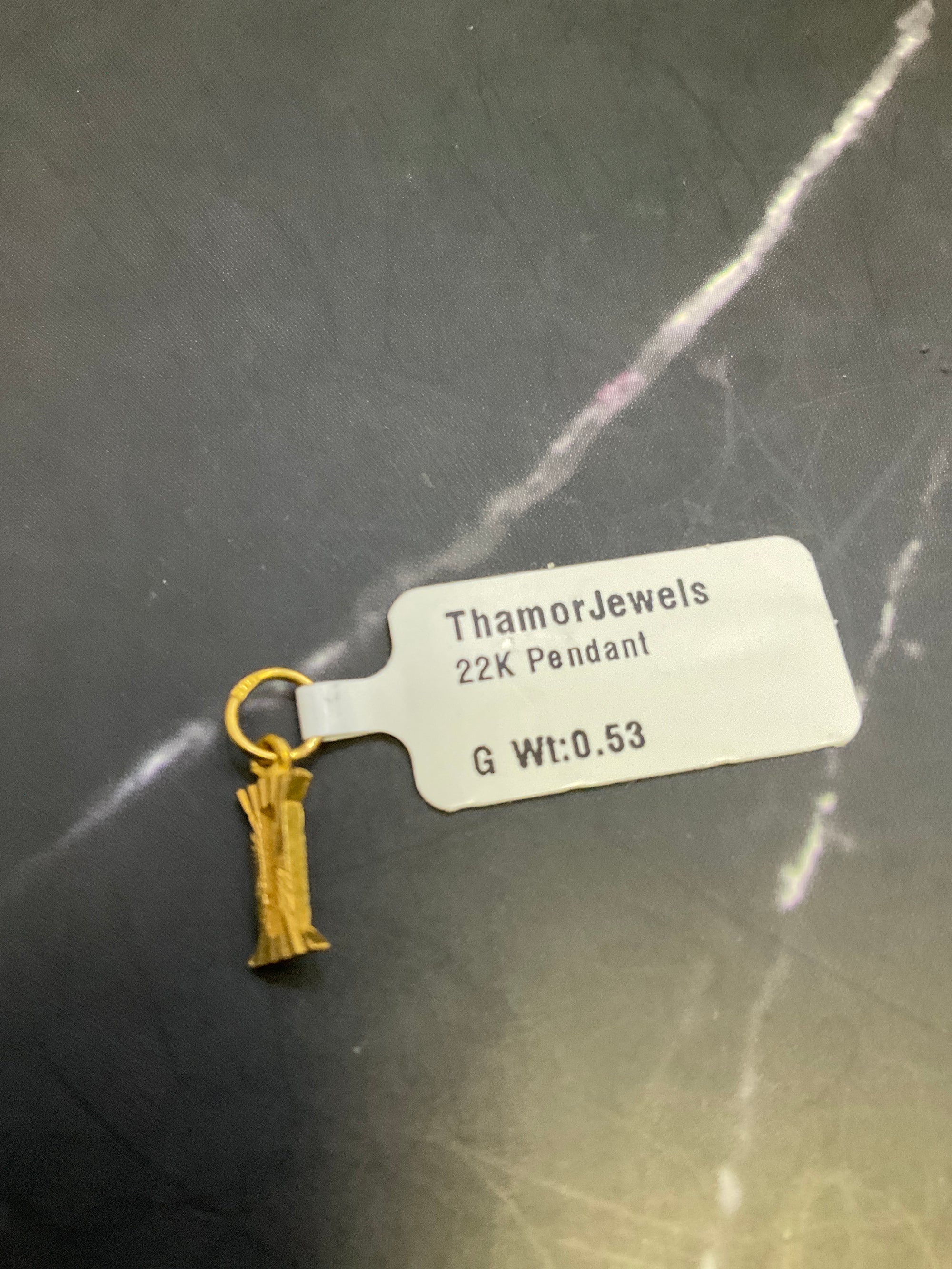 22K Pendant 2402771