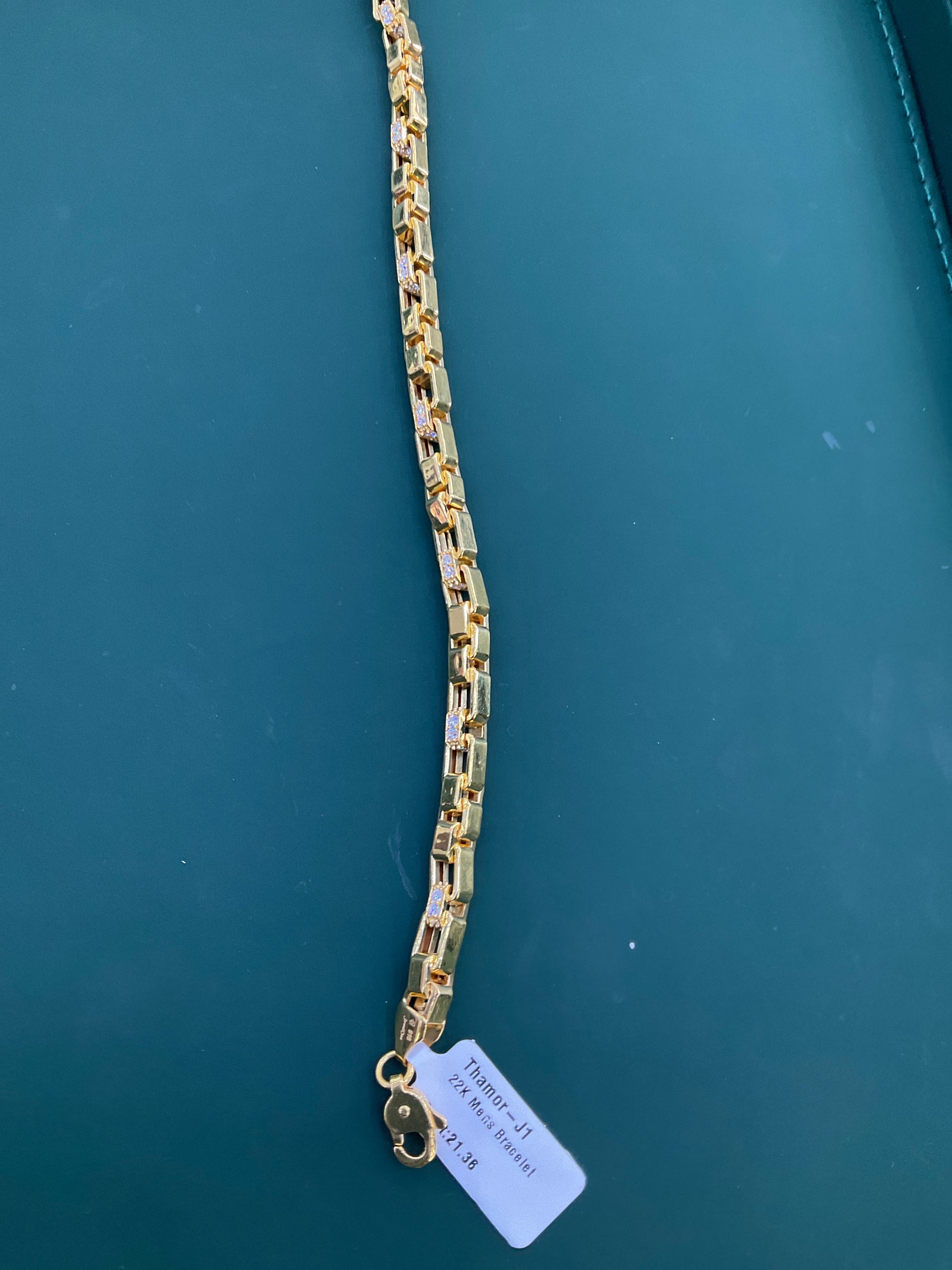 22K Pendant 2605774