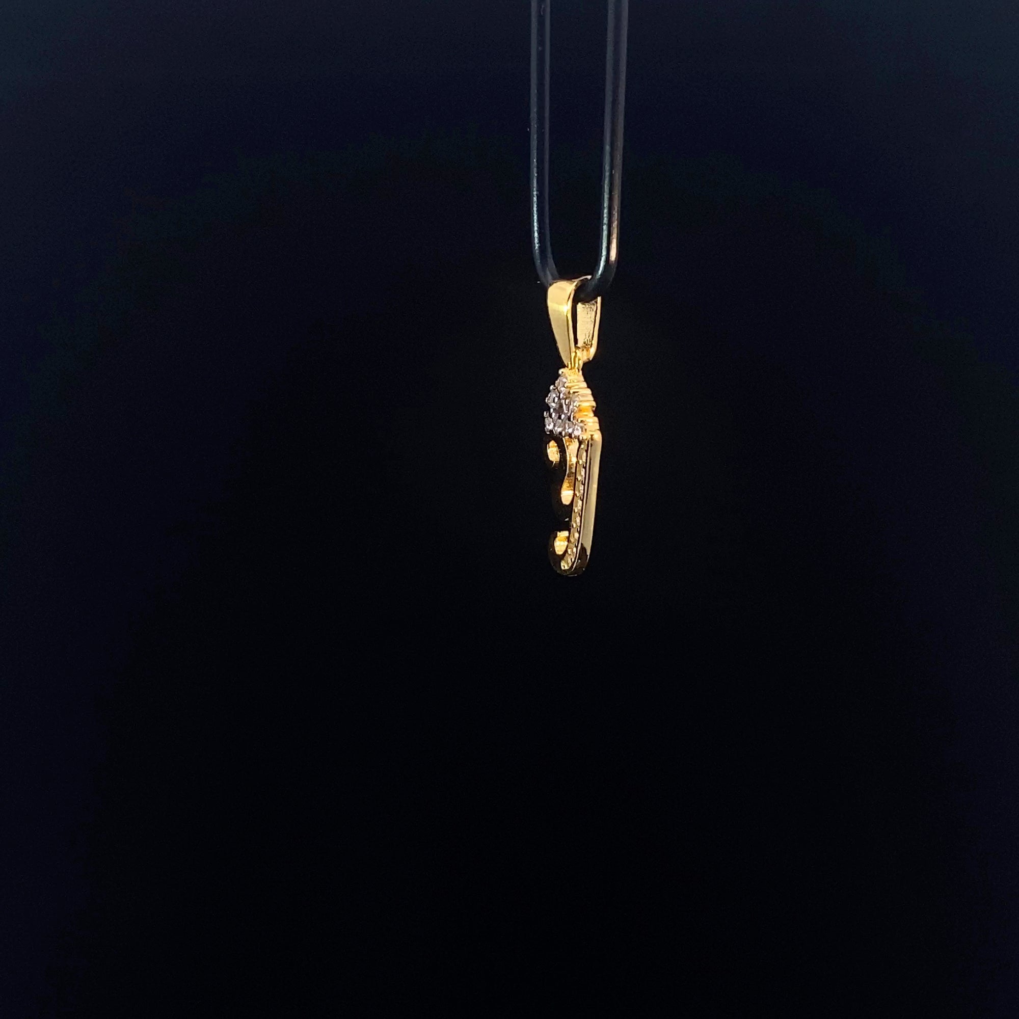 22K Pendant 0801136
