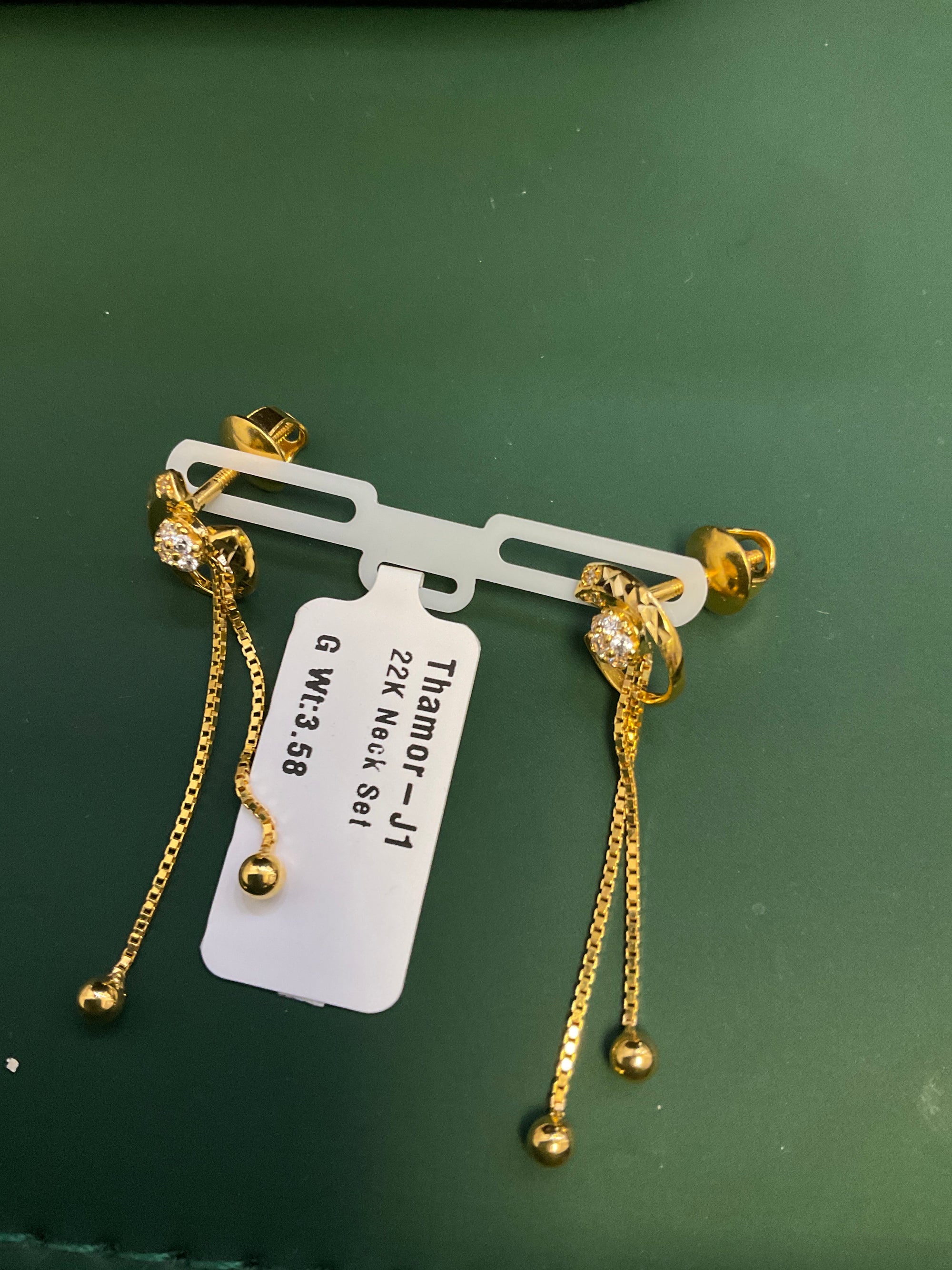 22K Earring 2605691