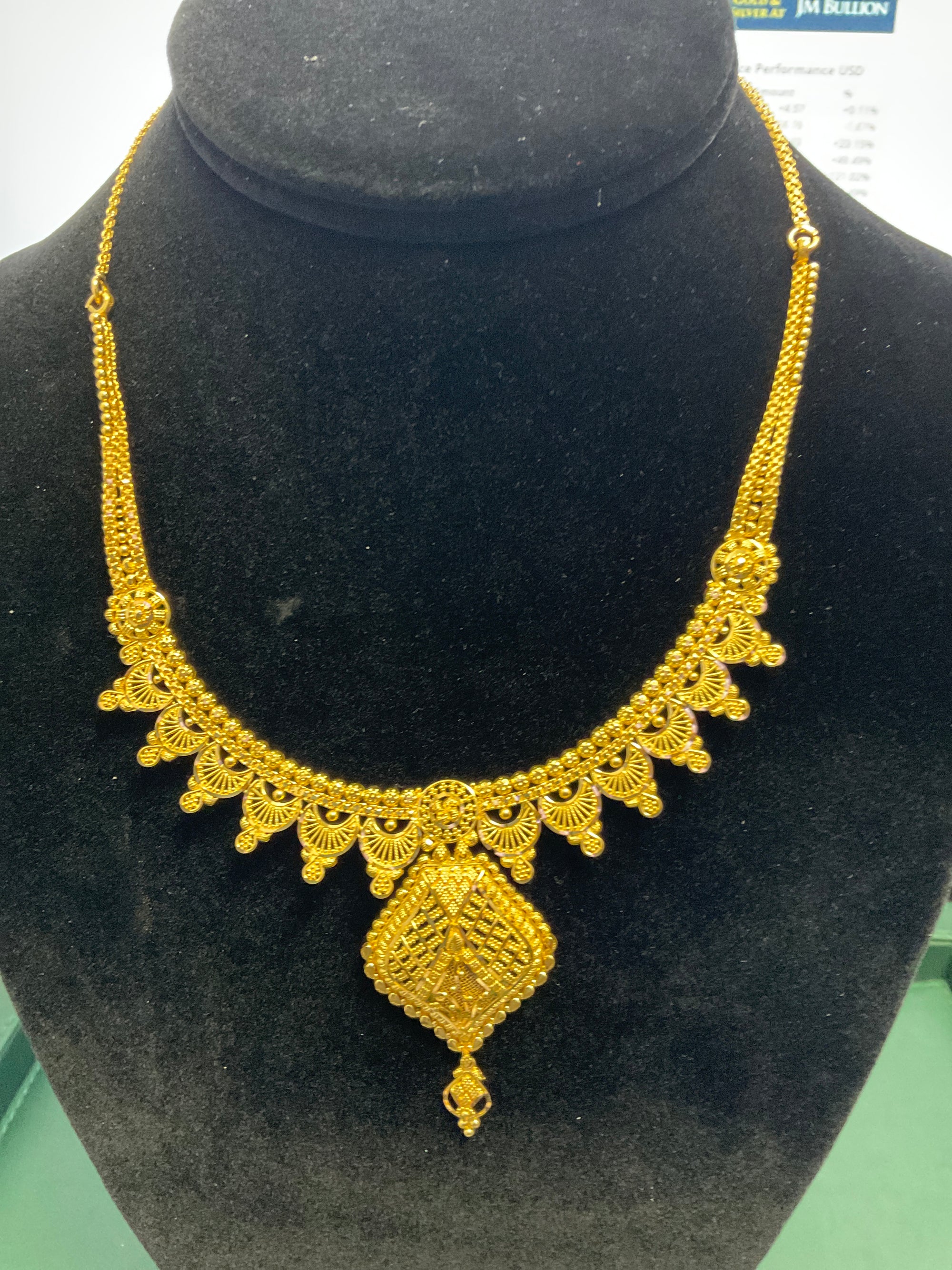 22K Necklace 1911508