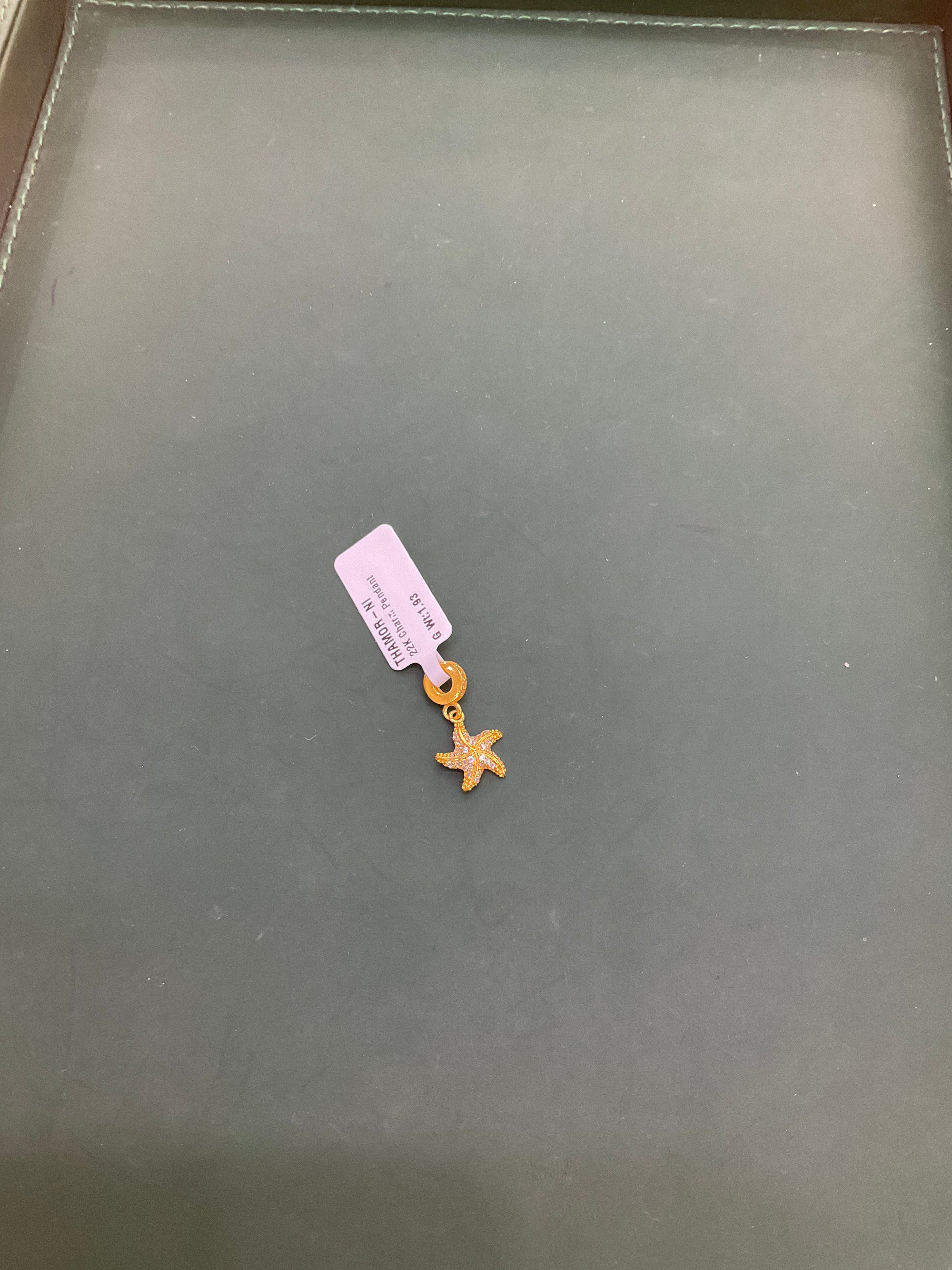 22K Pendant 1802843