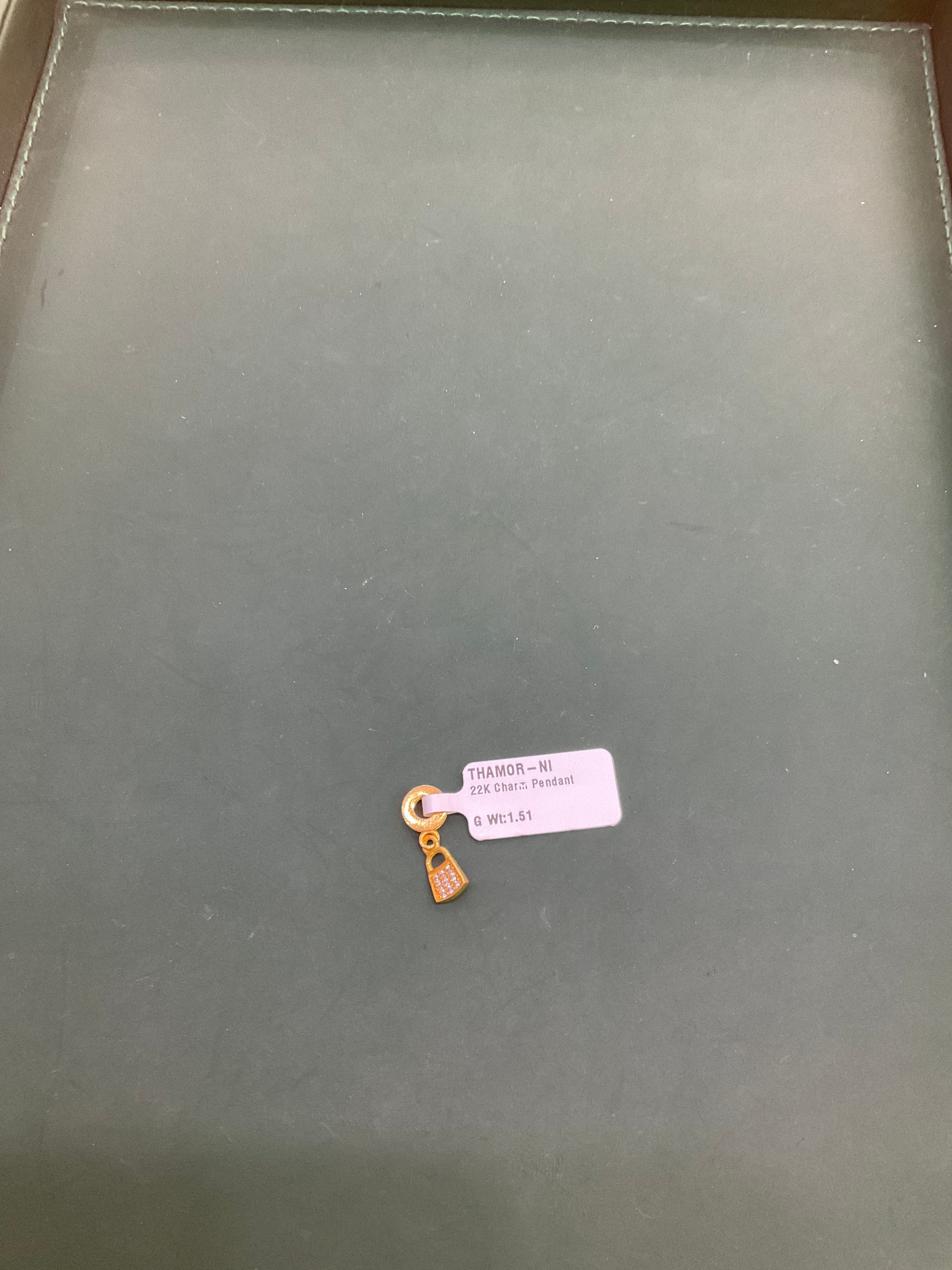 22K Pendant 1802842