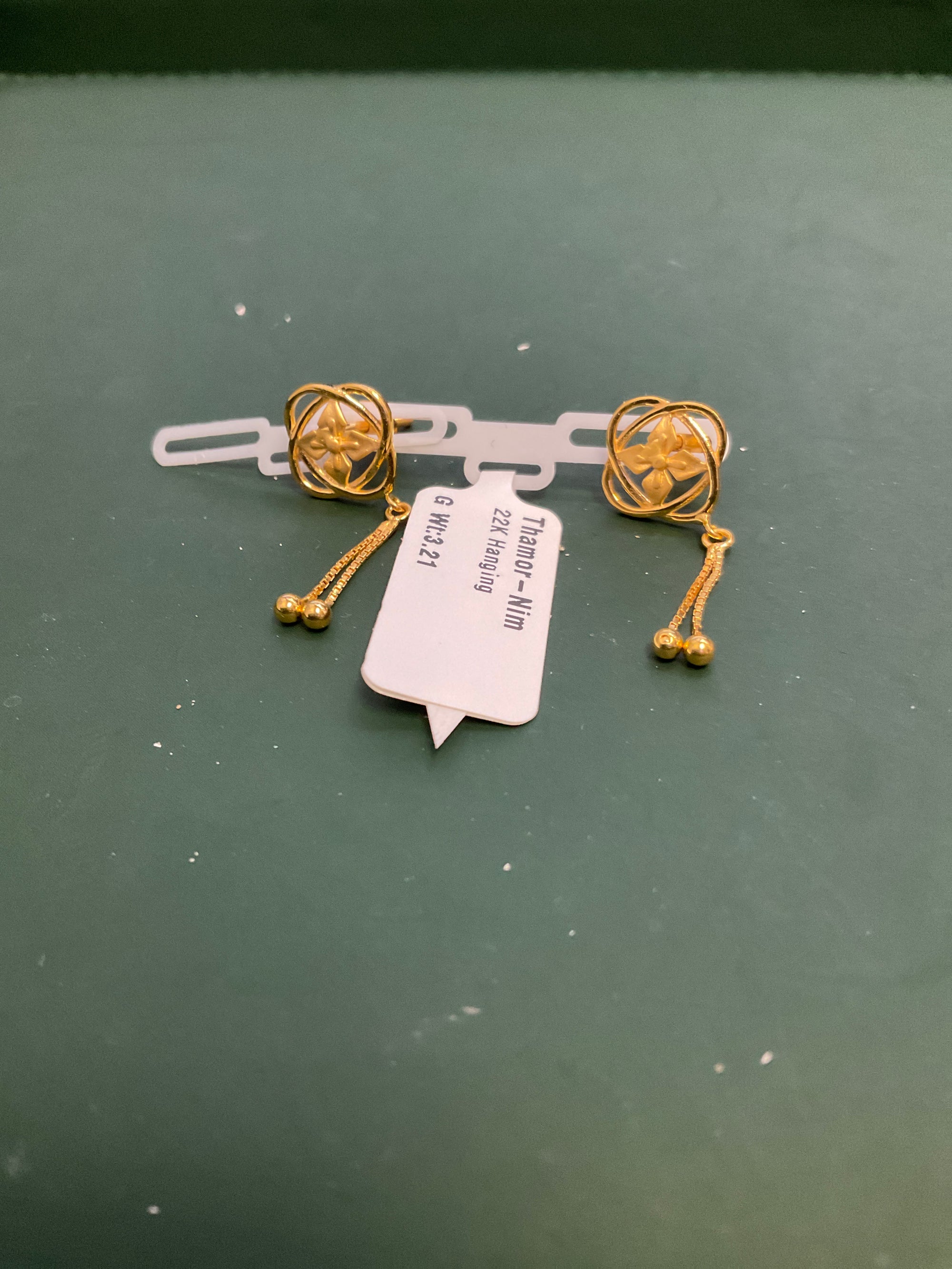 22K Earring 1911386
