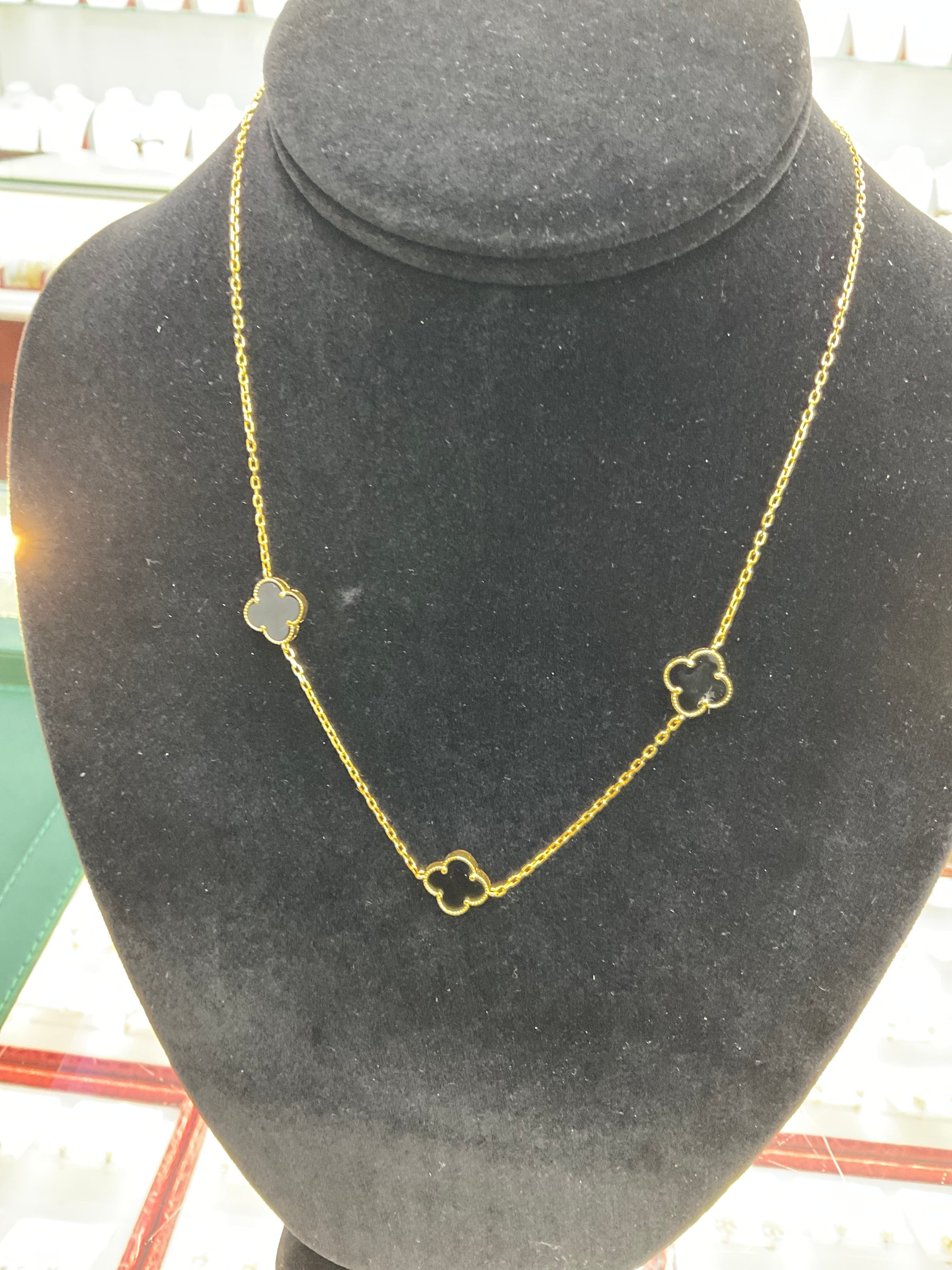 22K Necklace 1802458