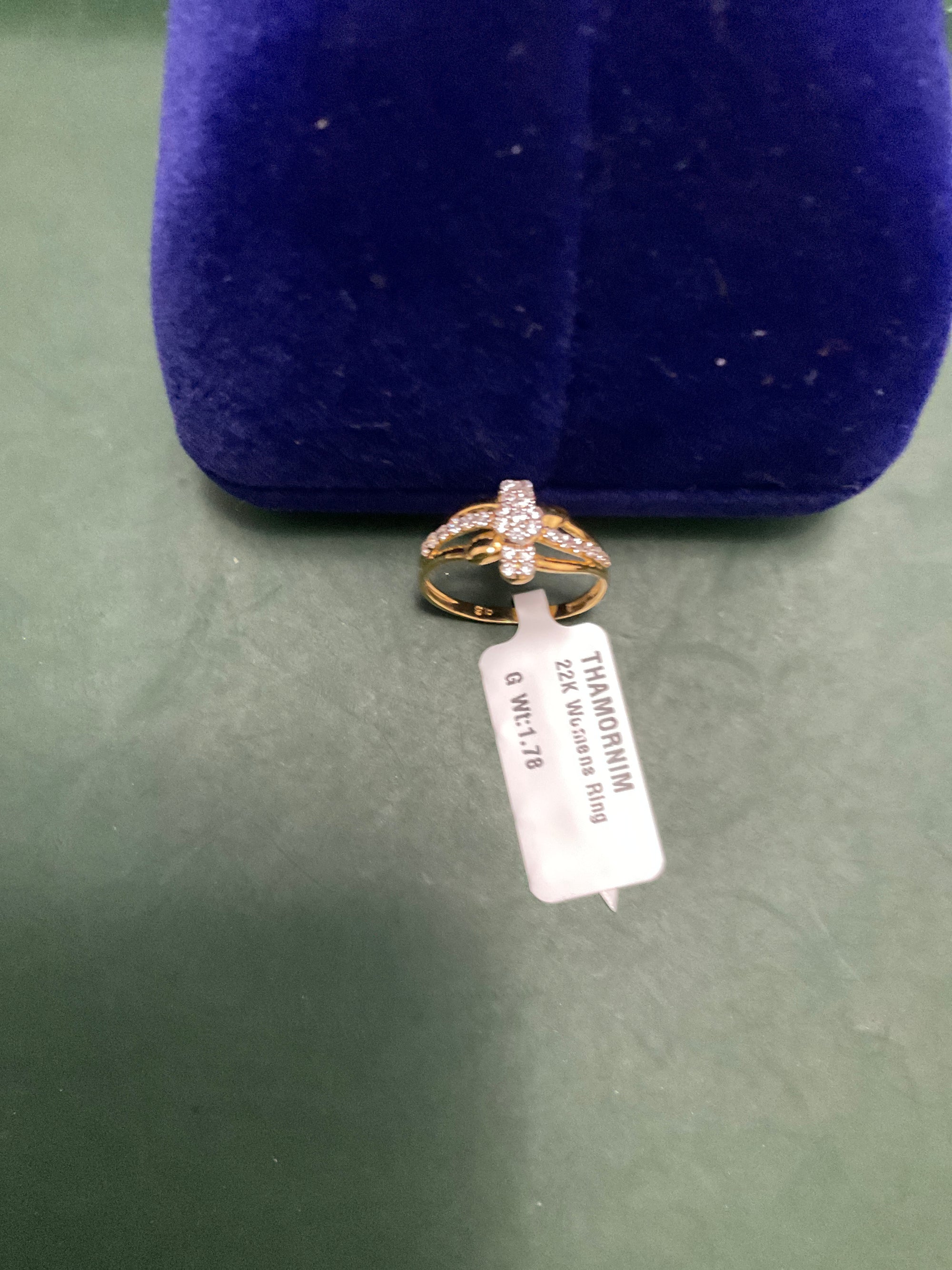 22K Womens Ring 2807608