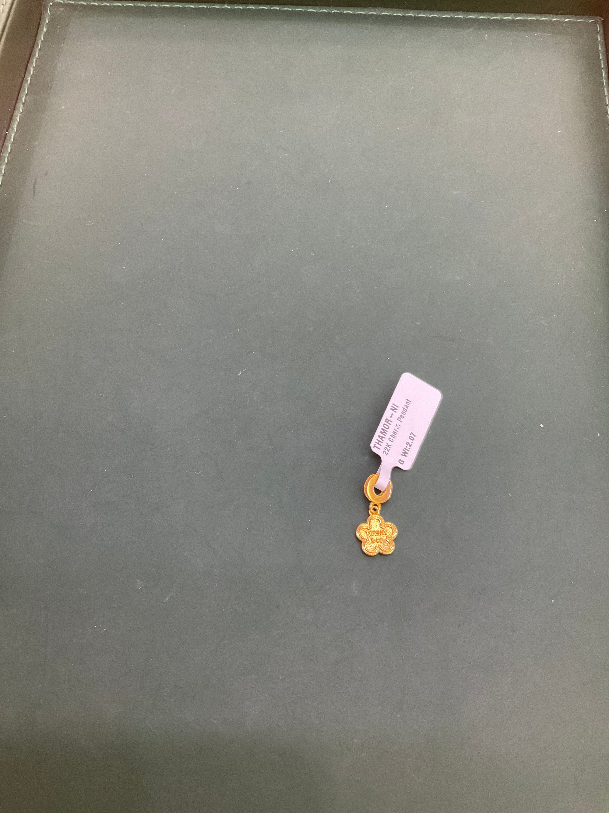 22K Pendant 1802844