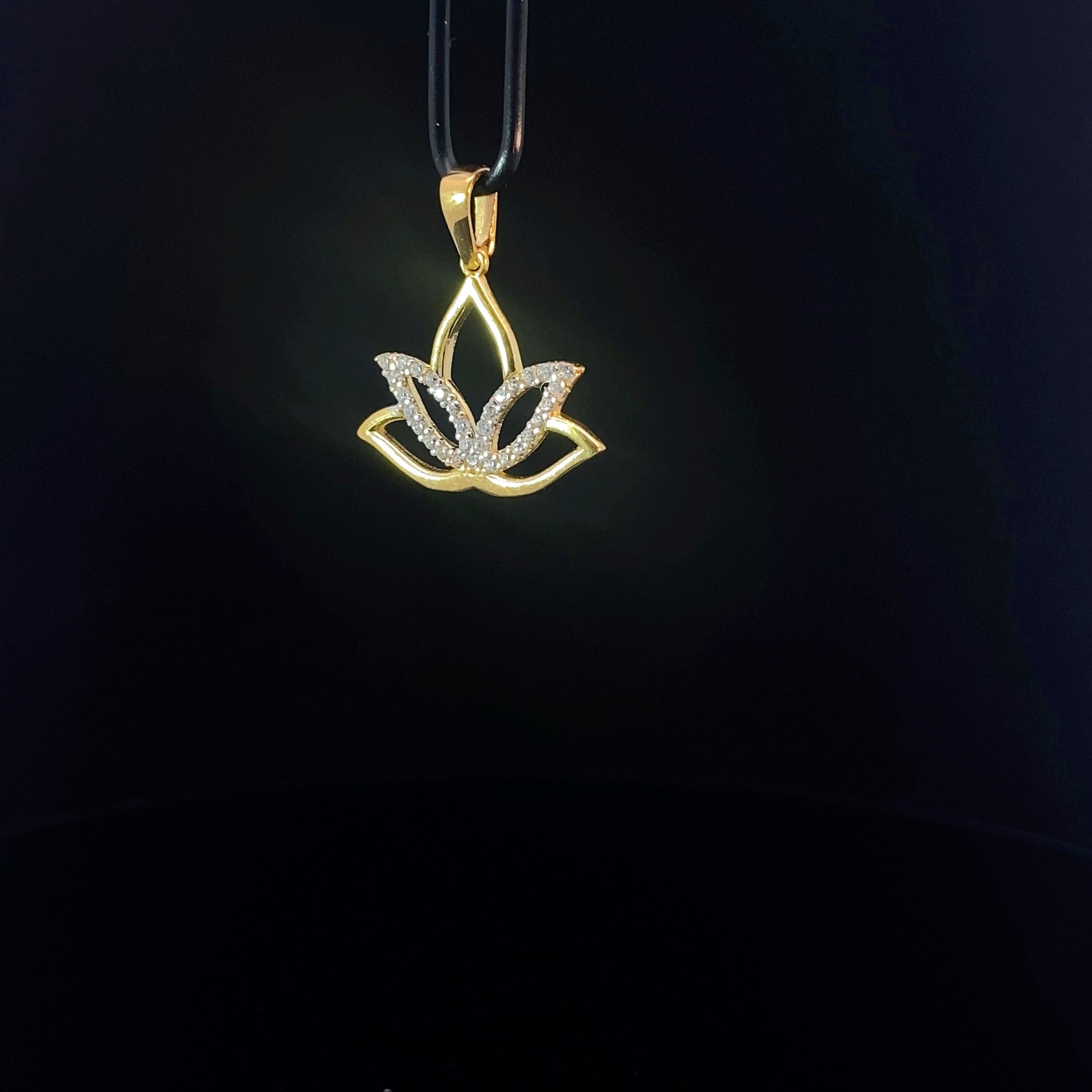 22K Pendant 0103246