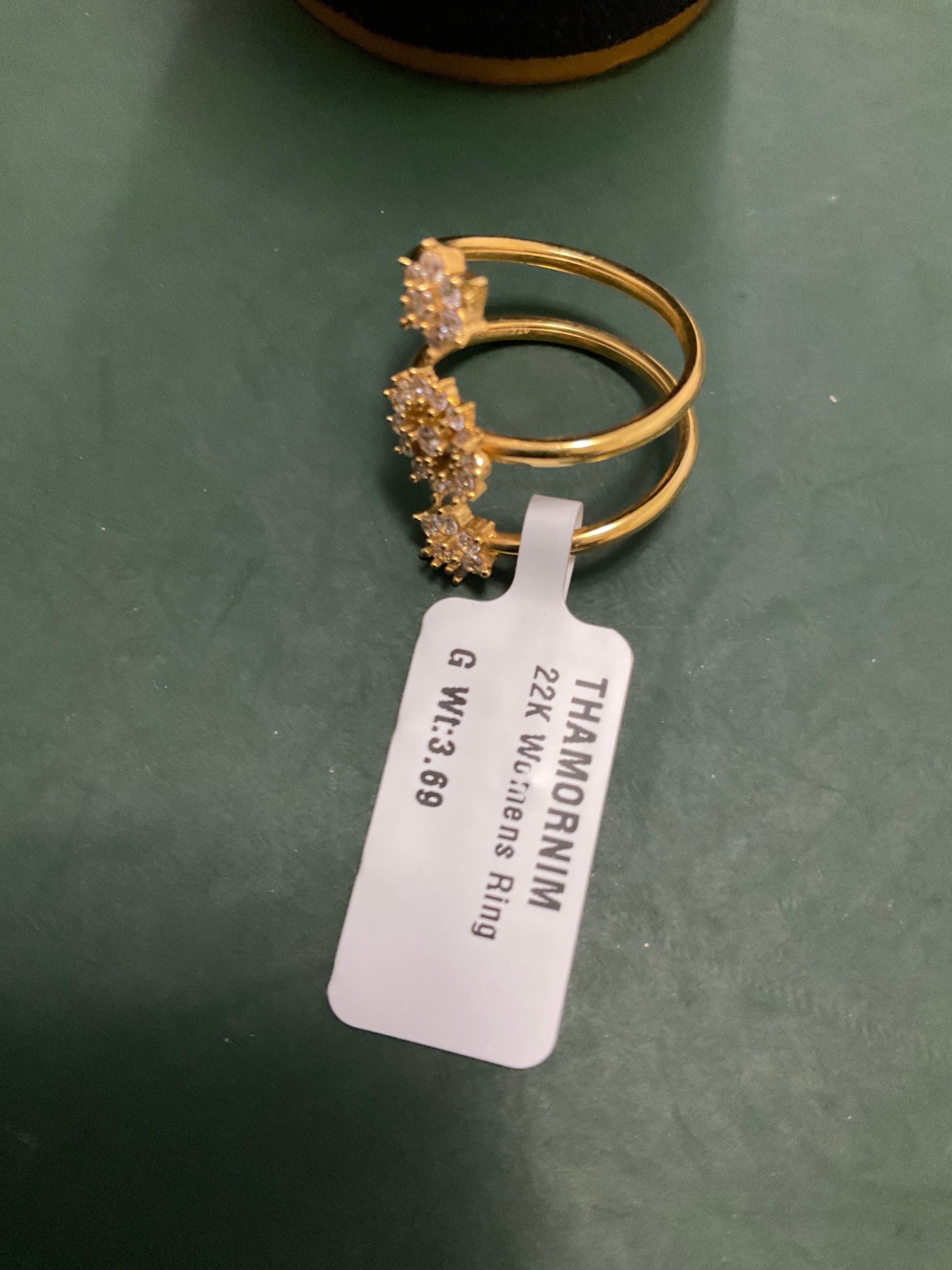 22K Womens Ring 2807600