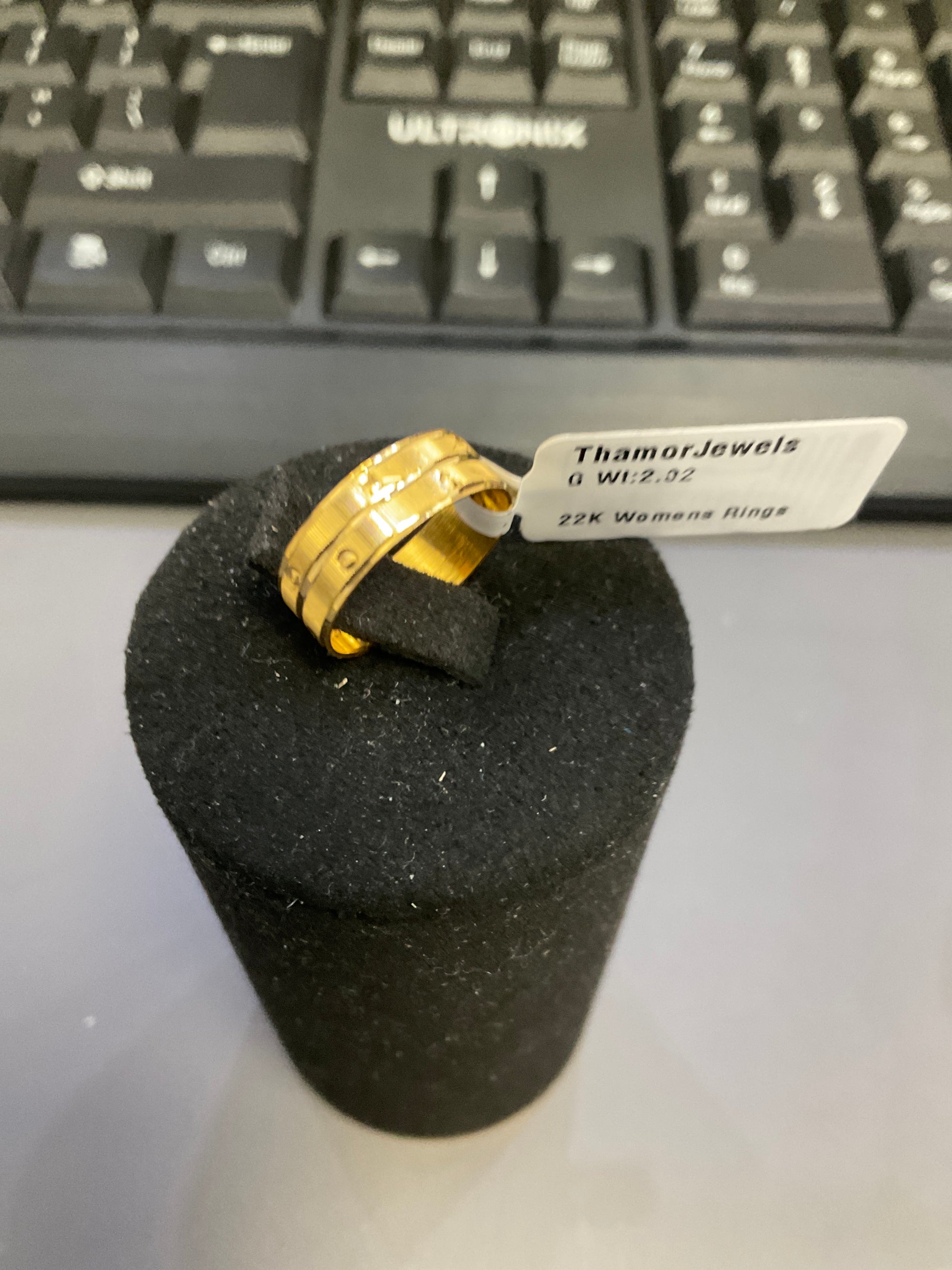 22K Womens Ring 1712115