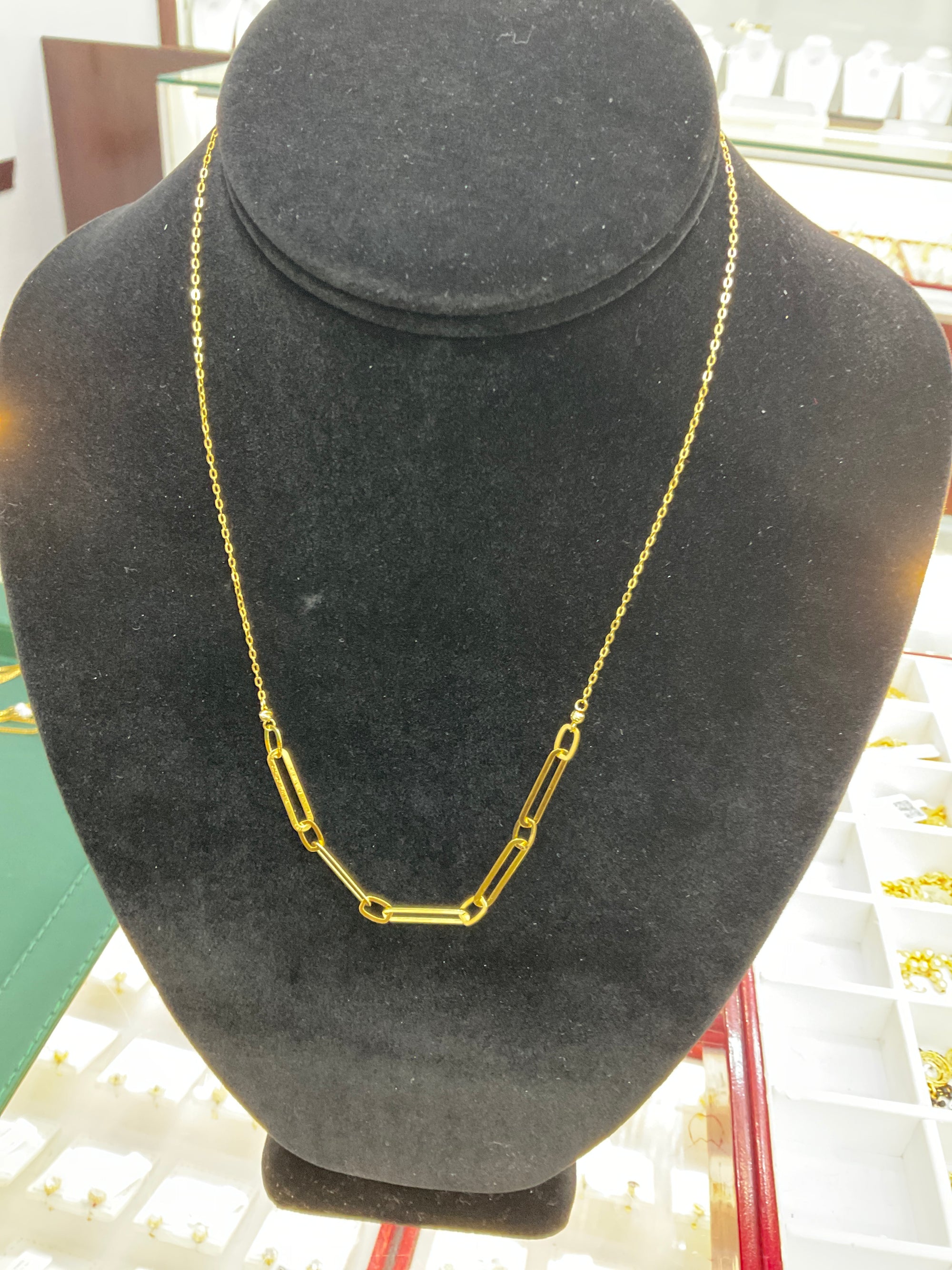 22K Necklace 1802484