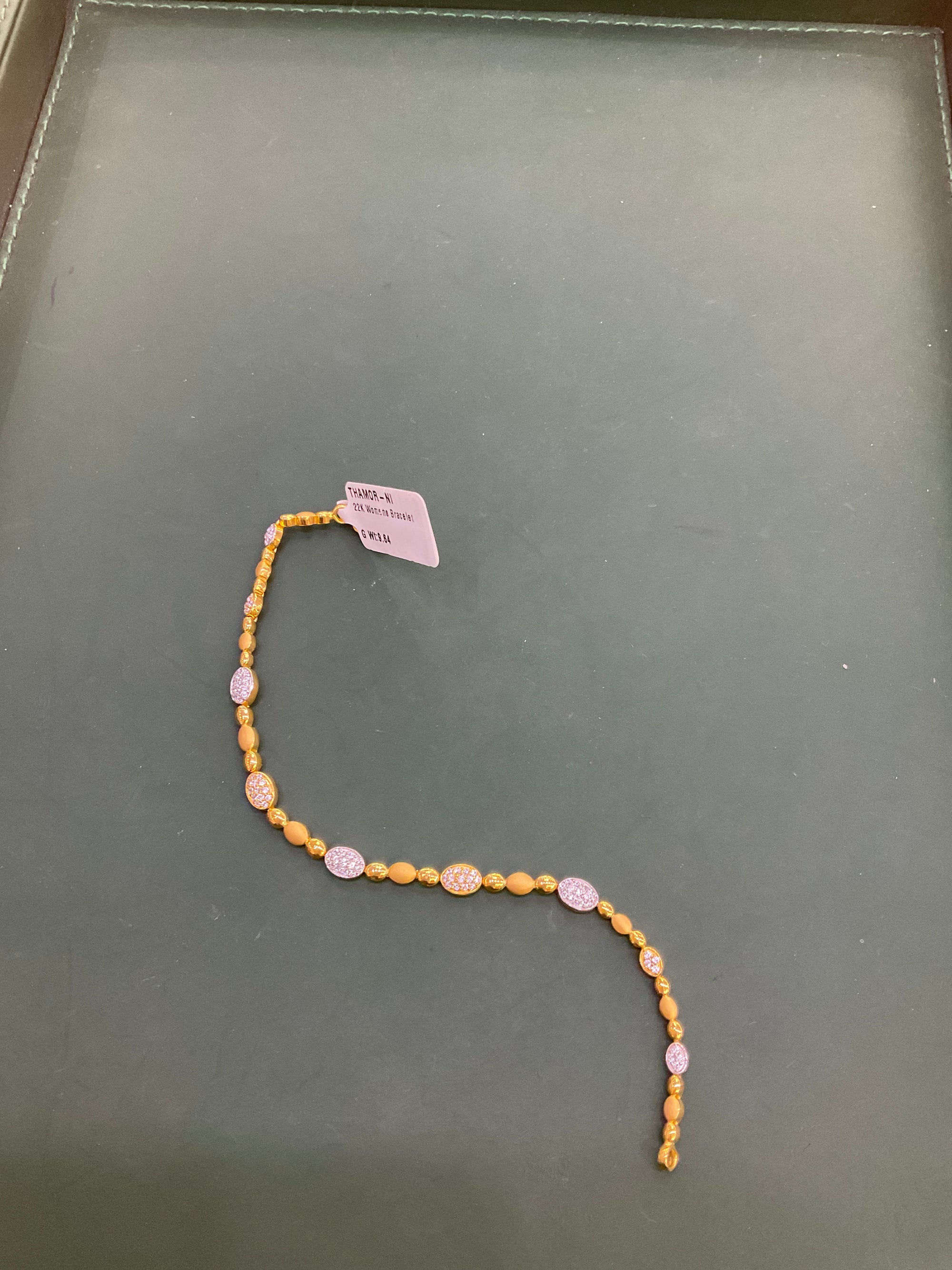 22K Bracelet 1802869