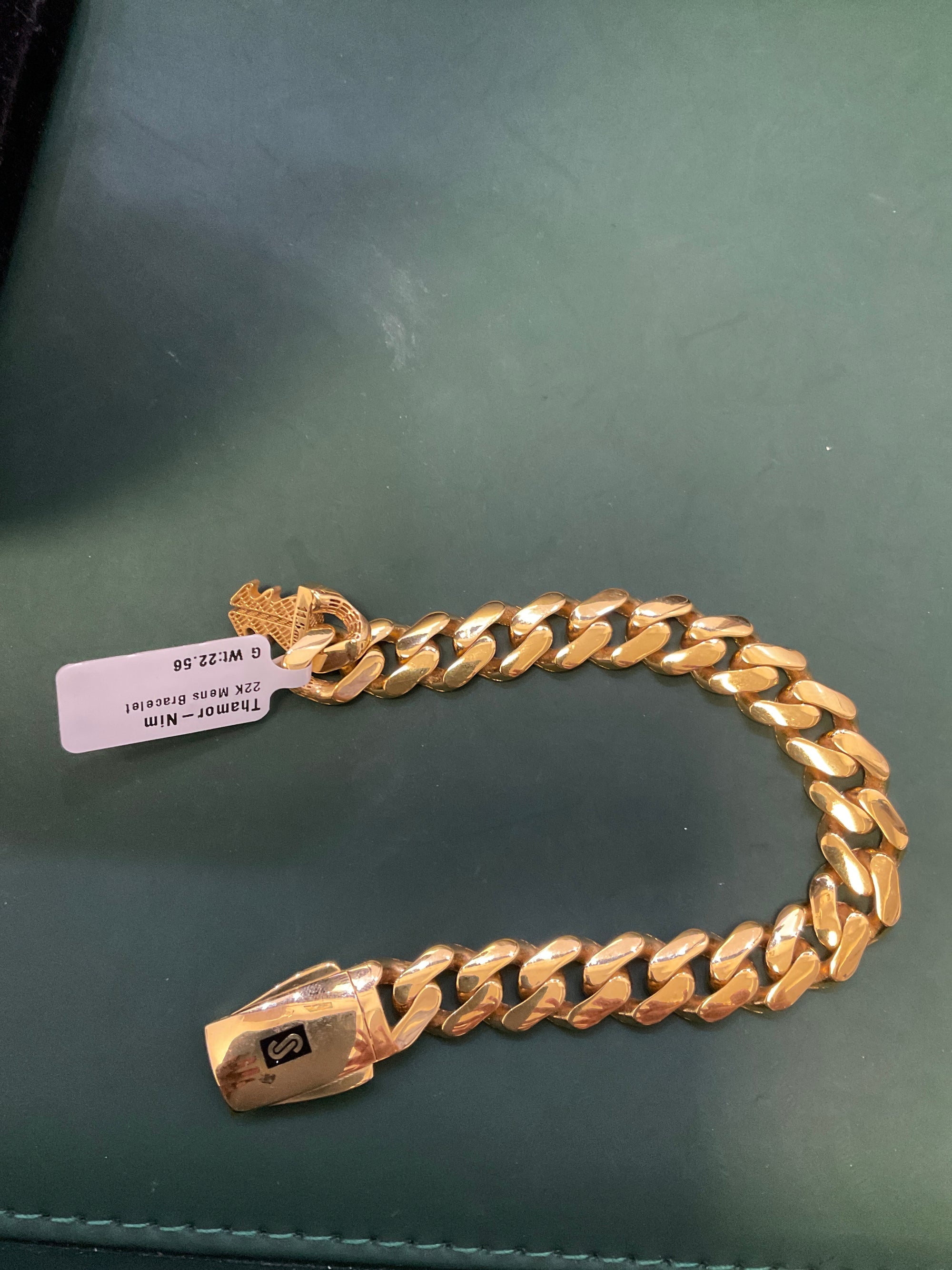 22K Bracelet 1911537