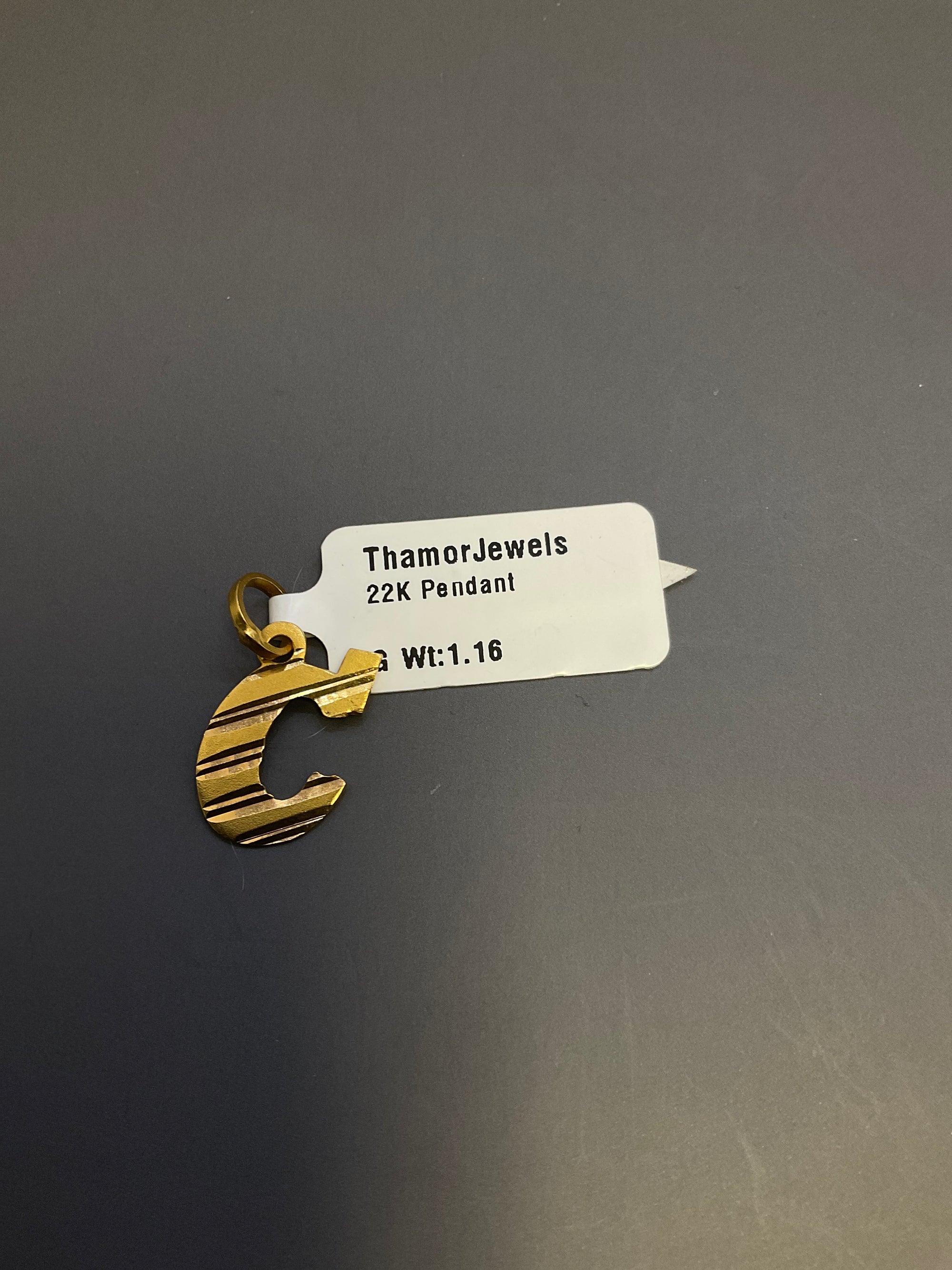 22K Pendant 2402681