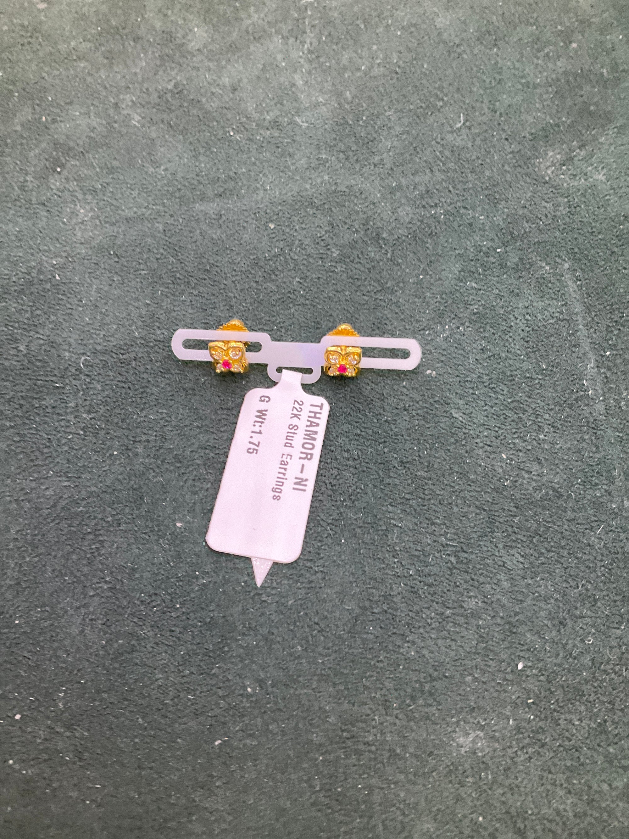 22K Earring 1802695