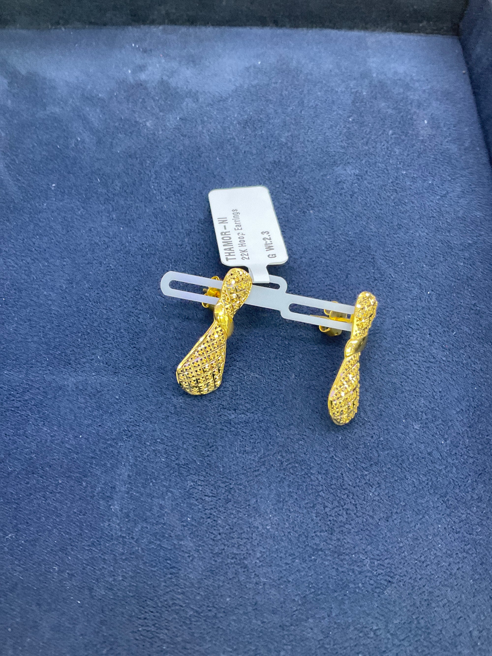 22K Earring 1802948