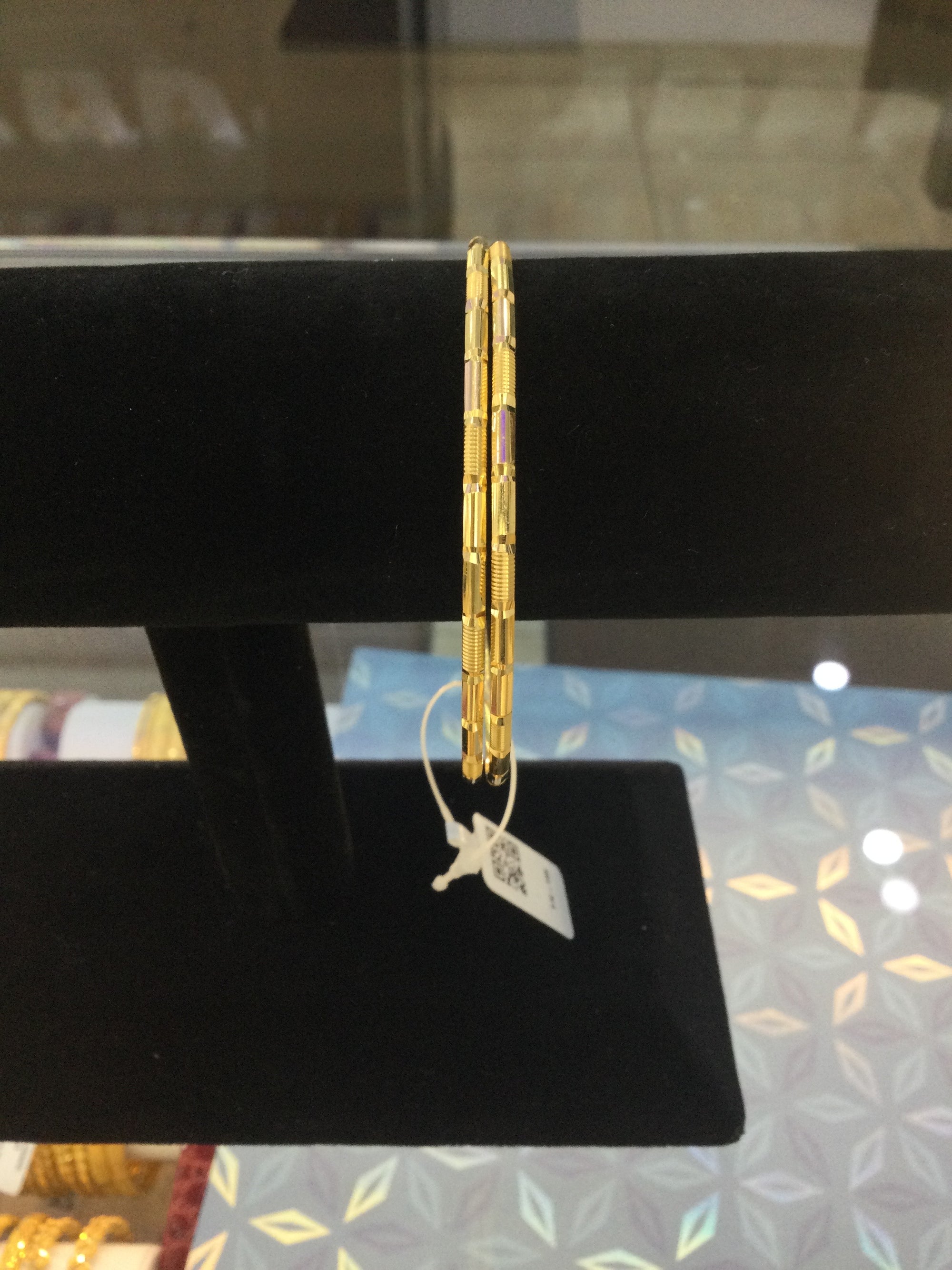22K Womens Bangle 1612146