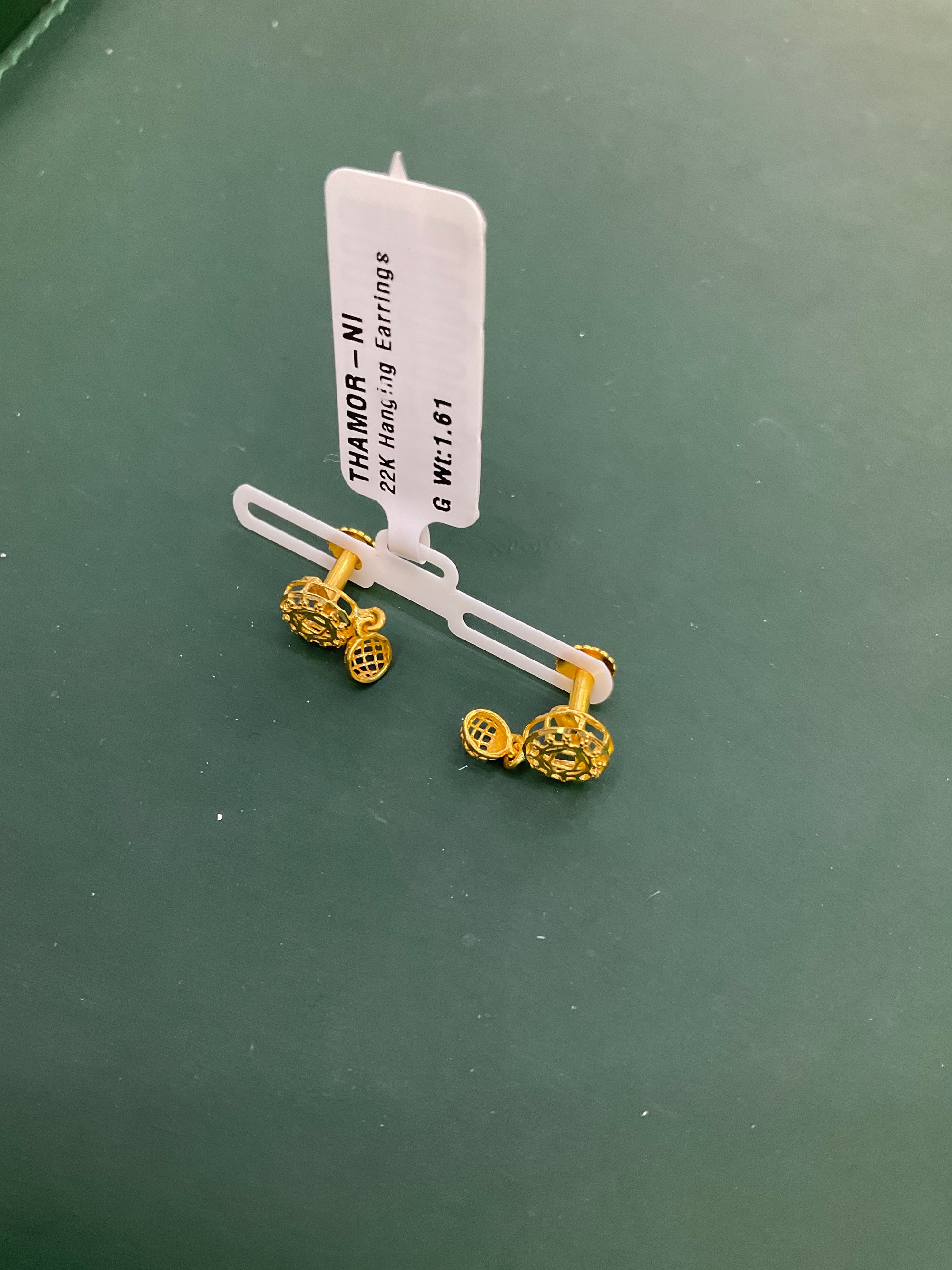 22K Earring 1802736