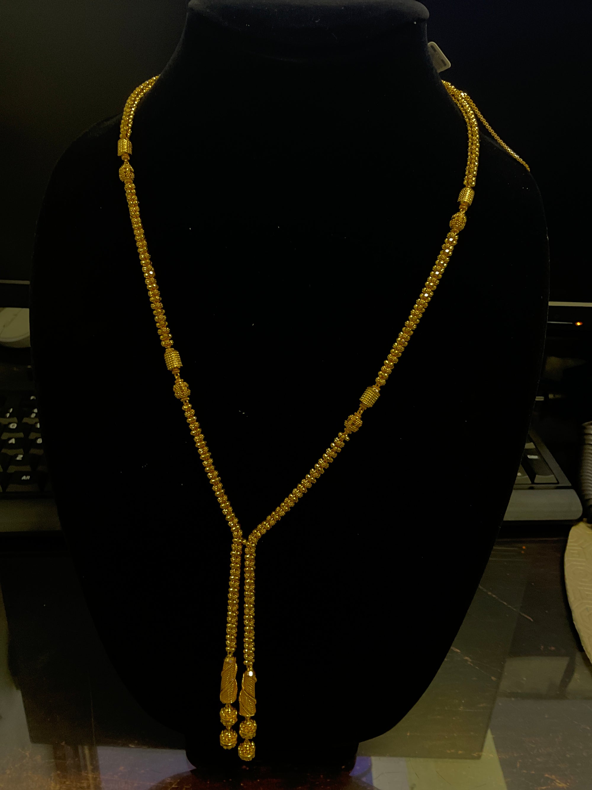 22K Necklace 2605601