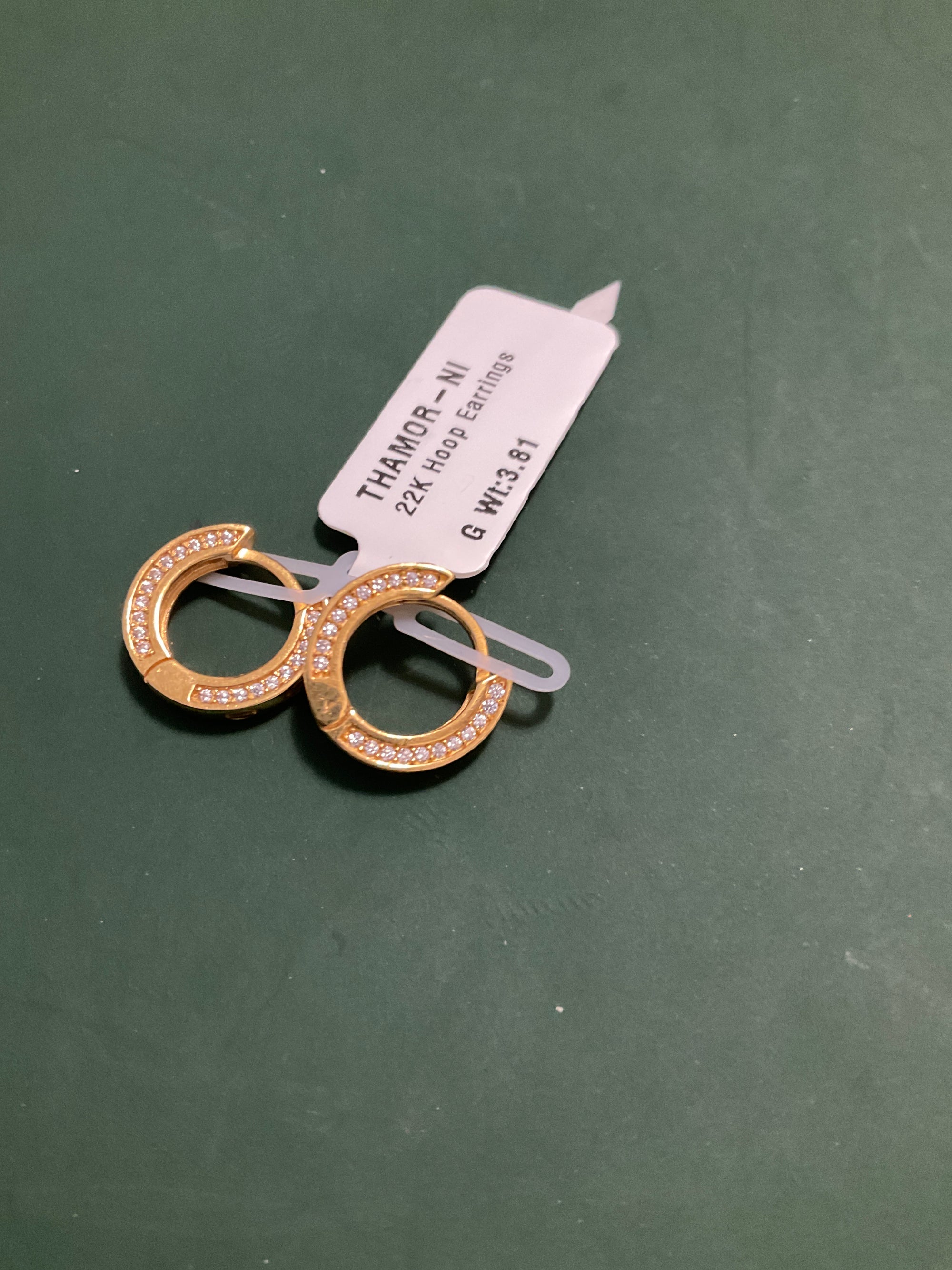 22k Earring 1802313