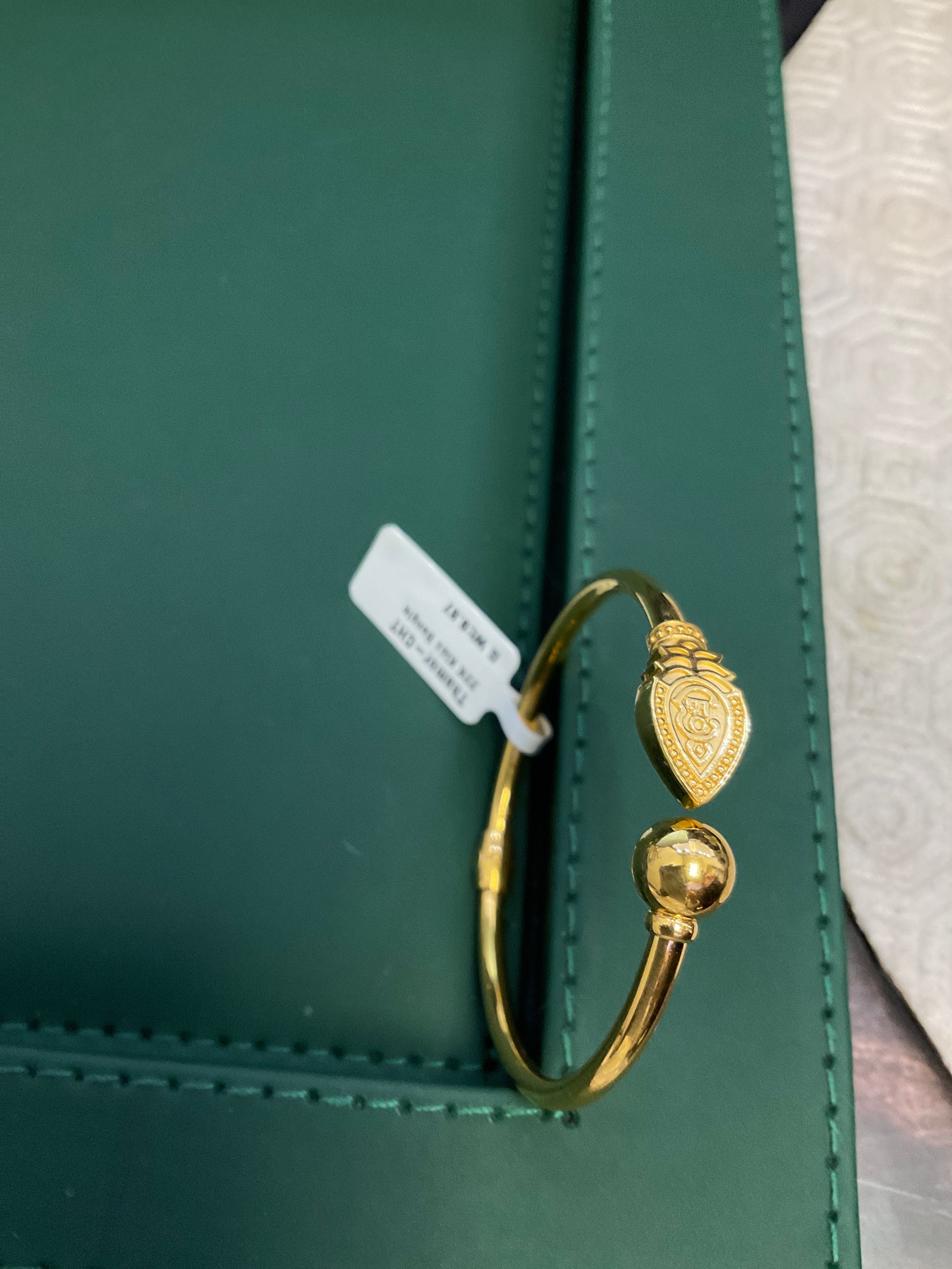 22K Bangle 2605901