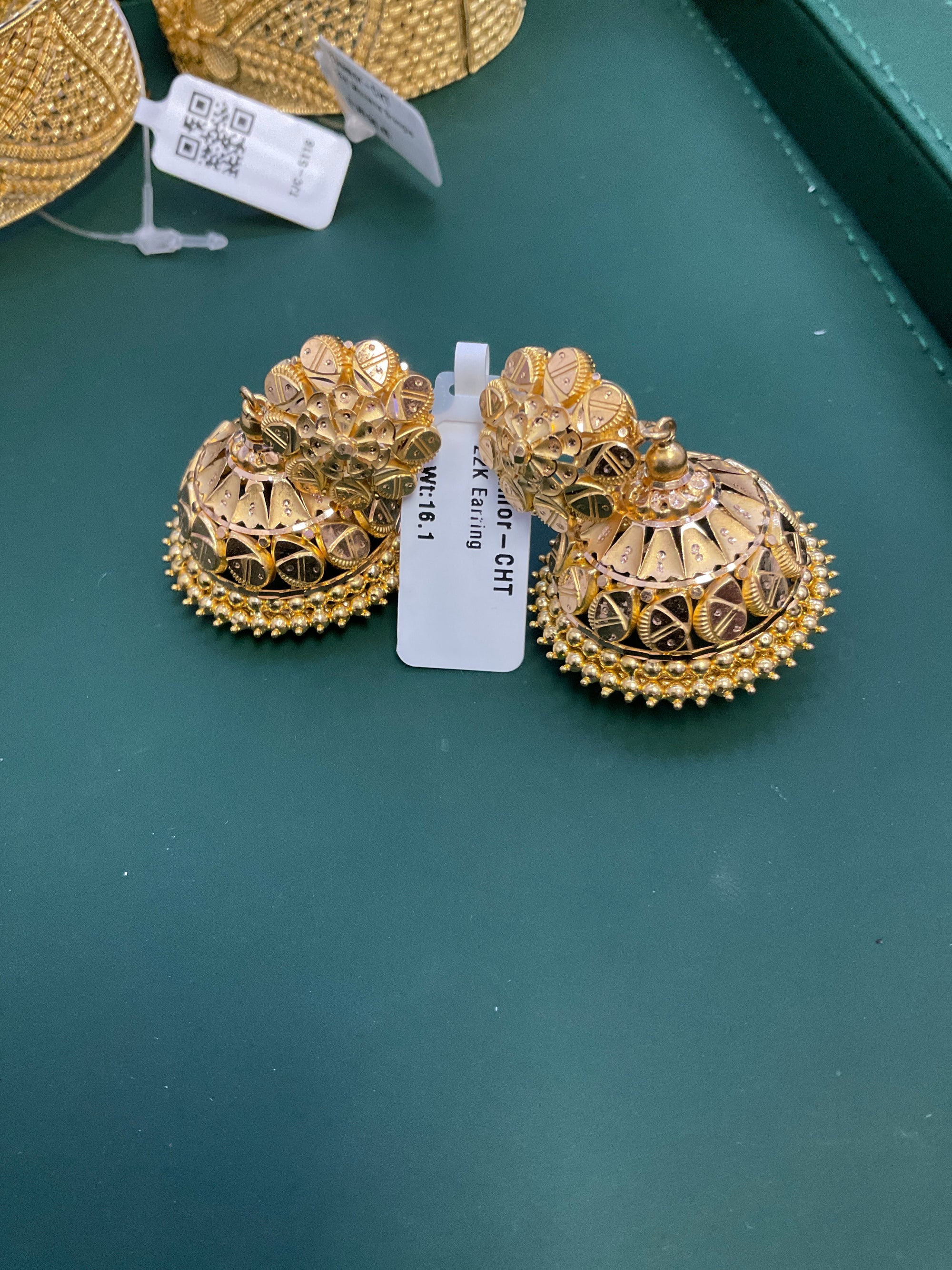 22K Earring 2606013