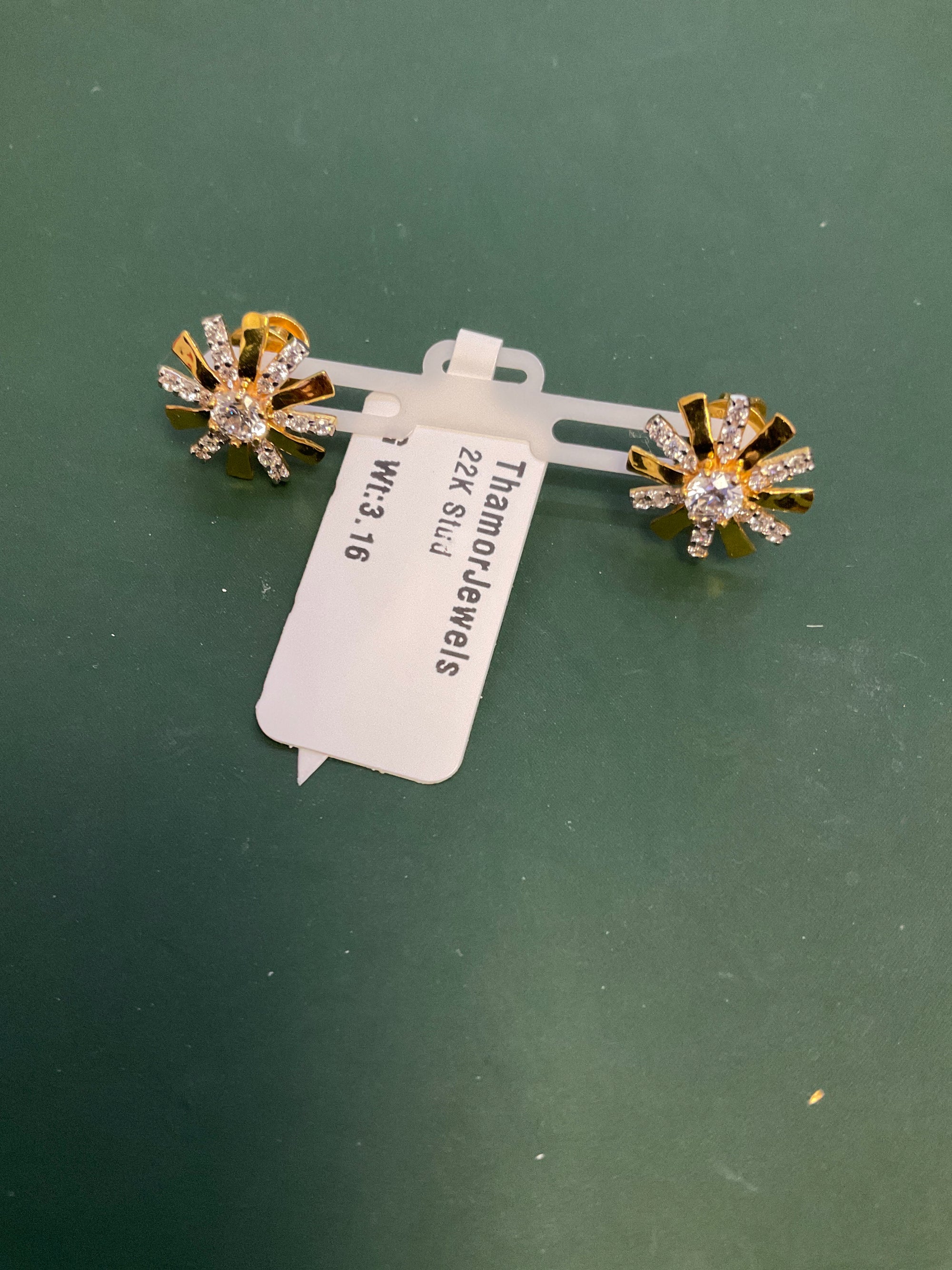 22K Earring 0509829