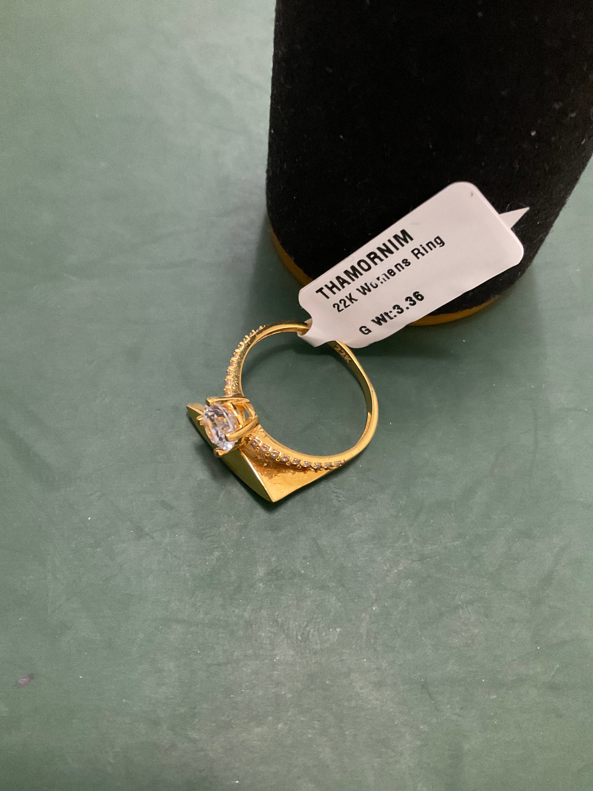 22K Womens Ring 2807611