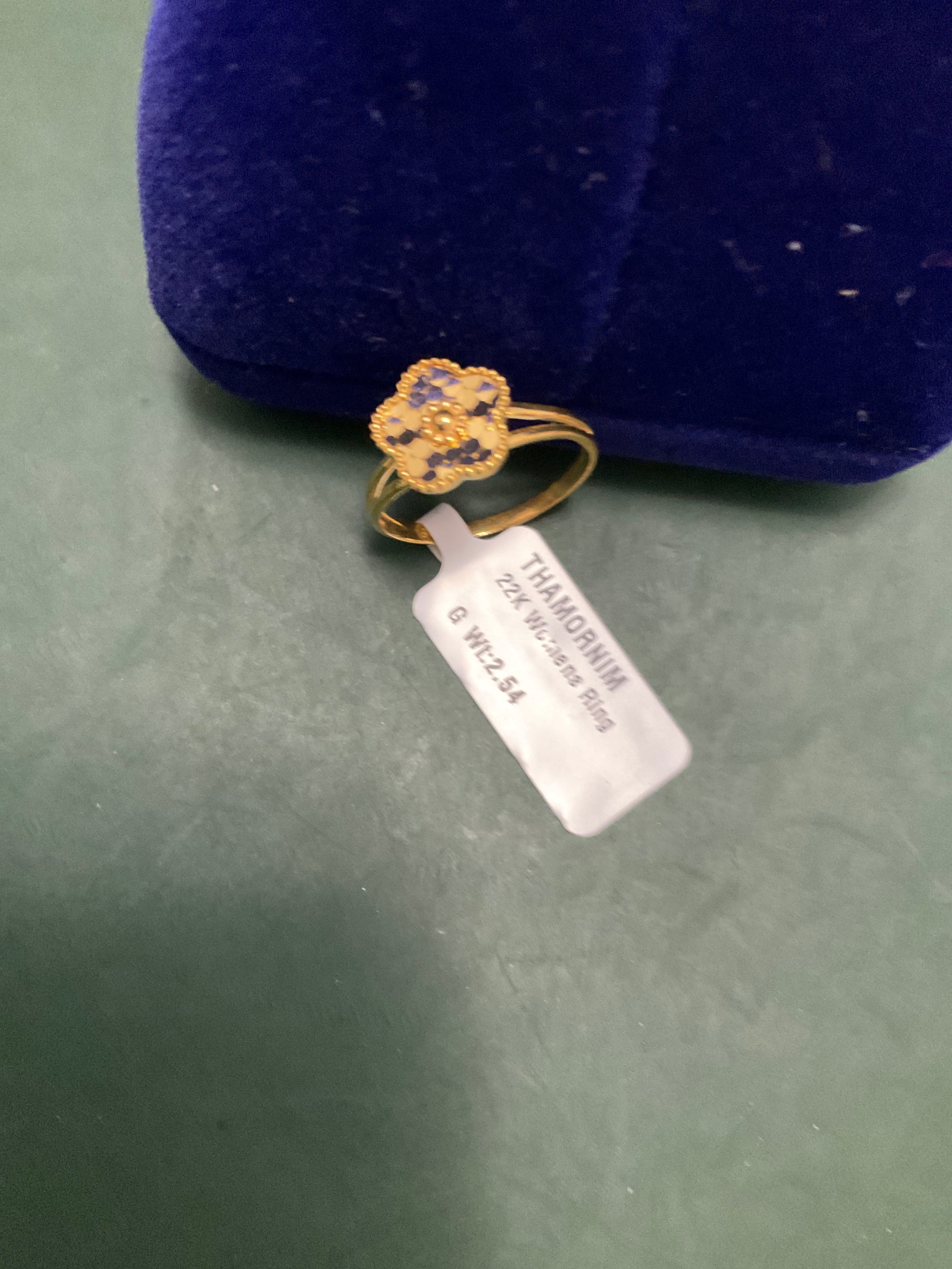 22K Womens Ring 2807585