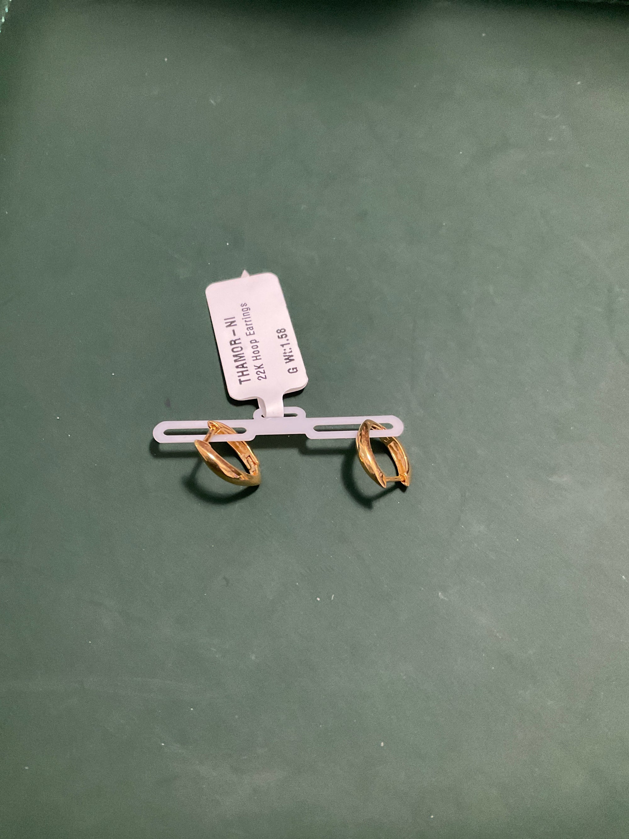 22k Earring 1802320