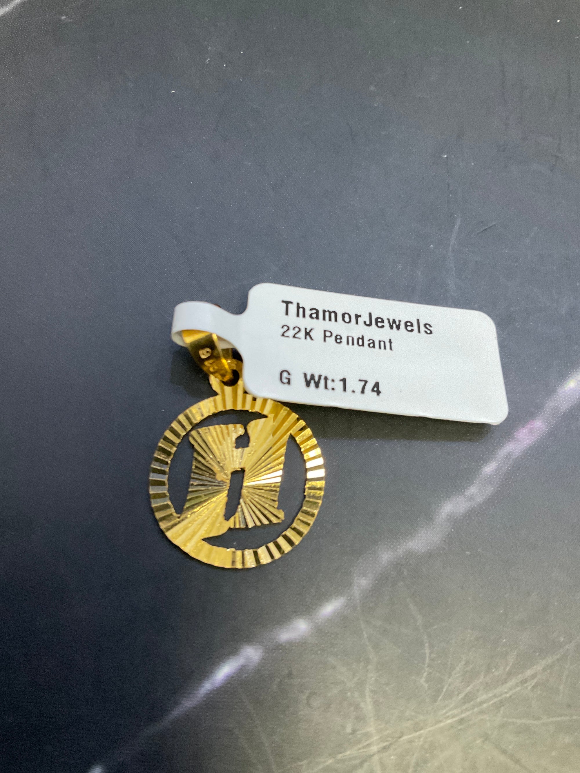 22K Pendant 2402757