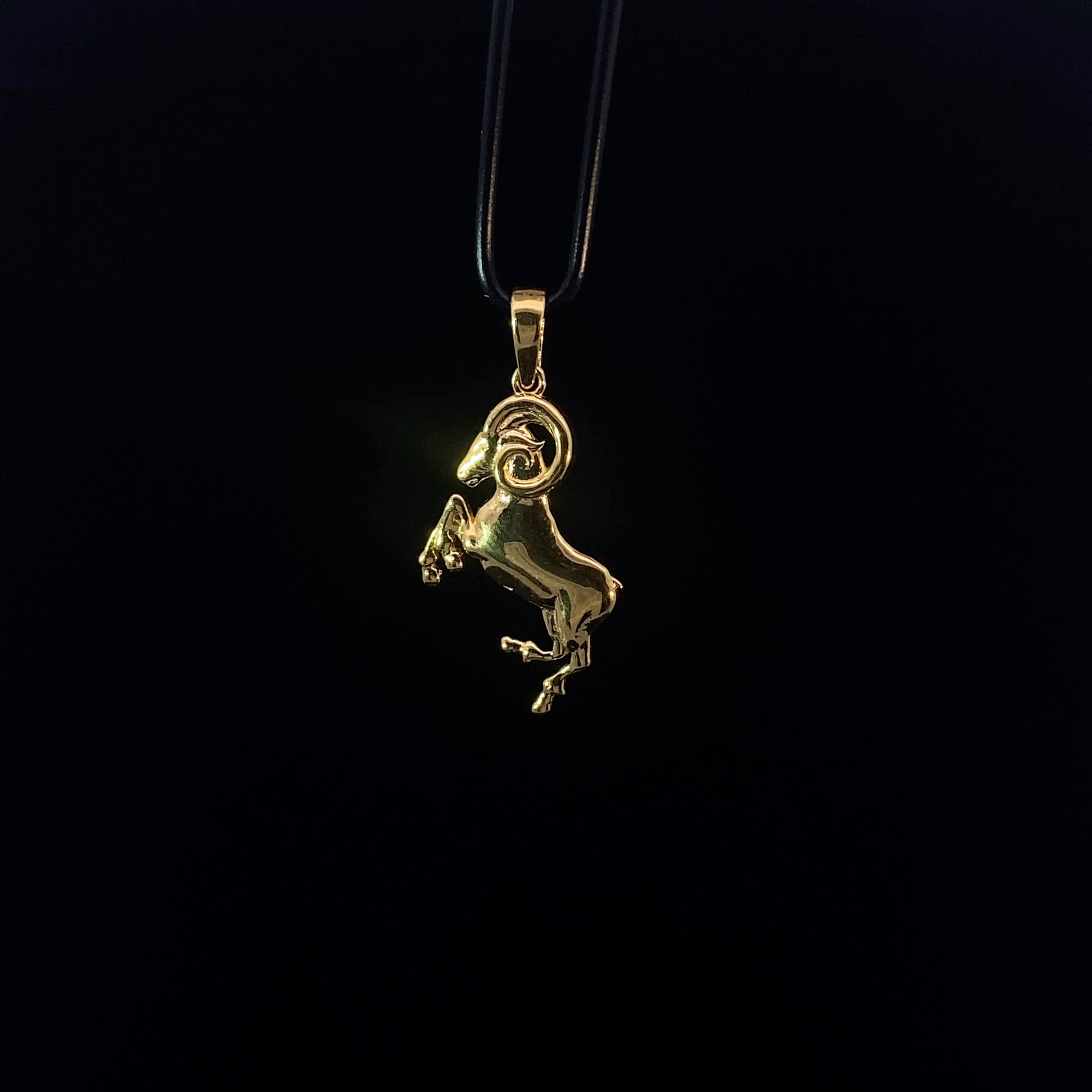 22K Pendant 0801146