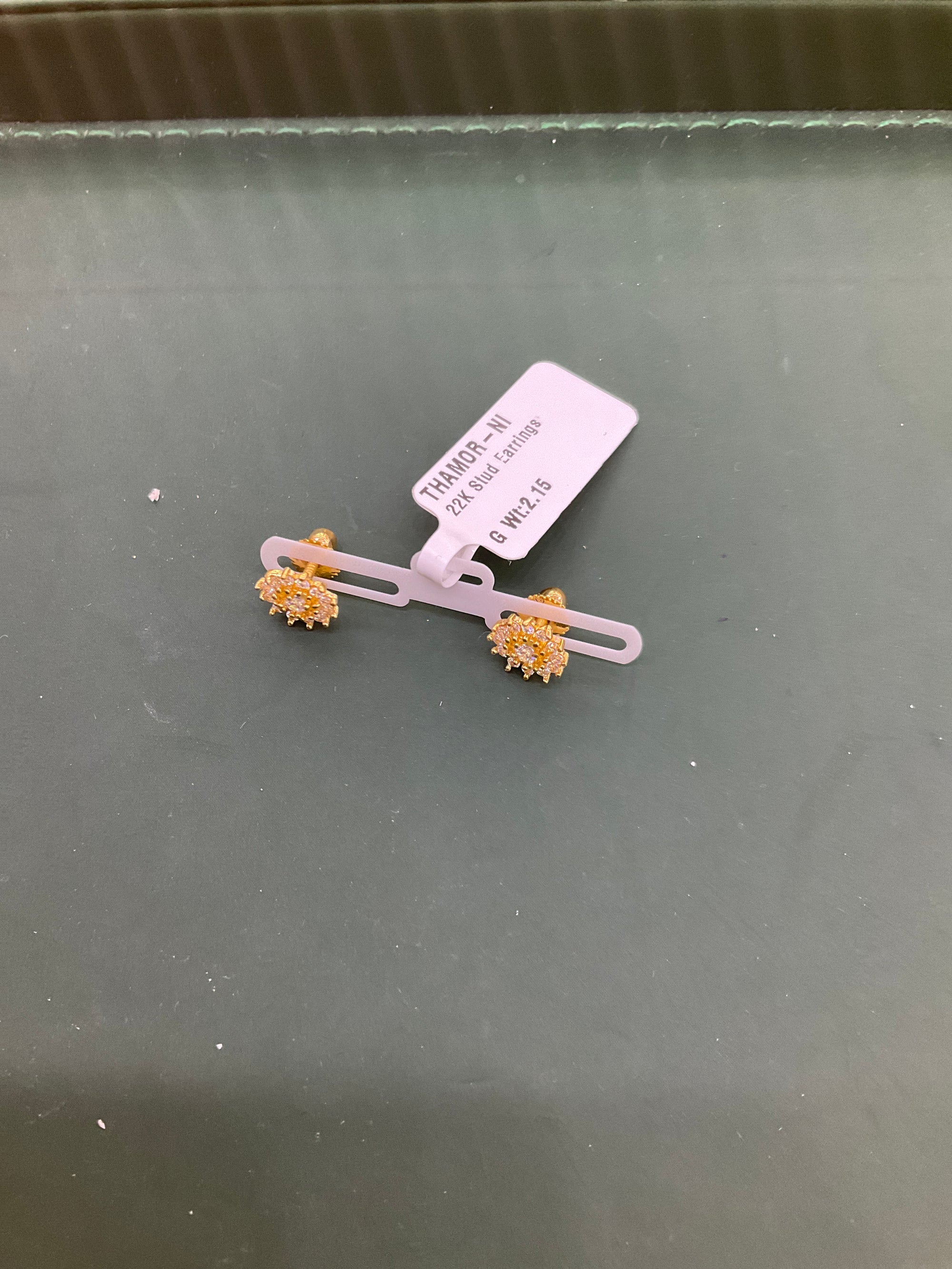 22K Earring 1802693