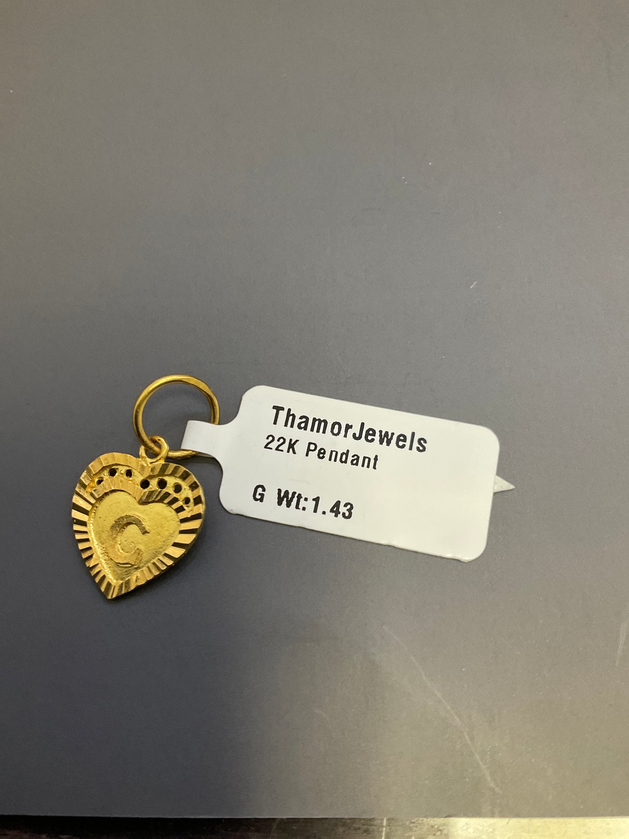 22K Pendant 2402690