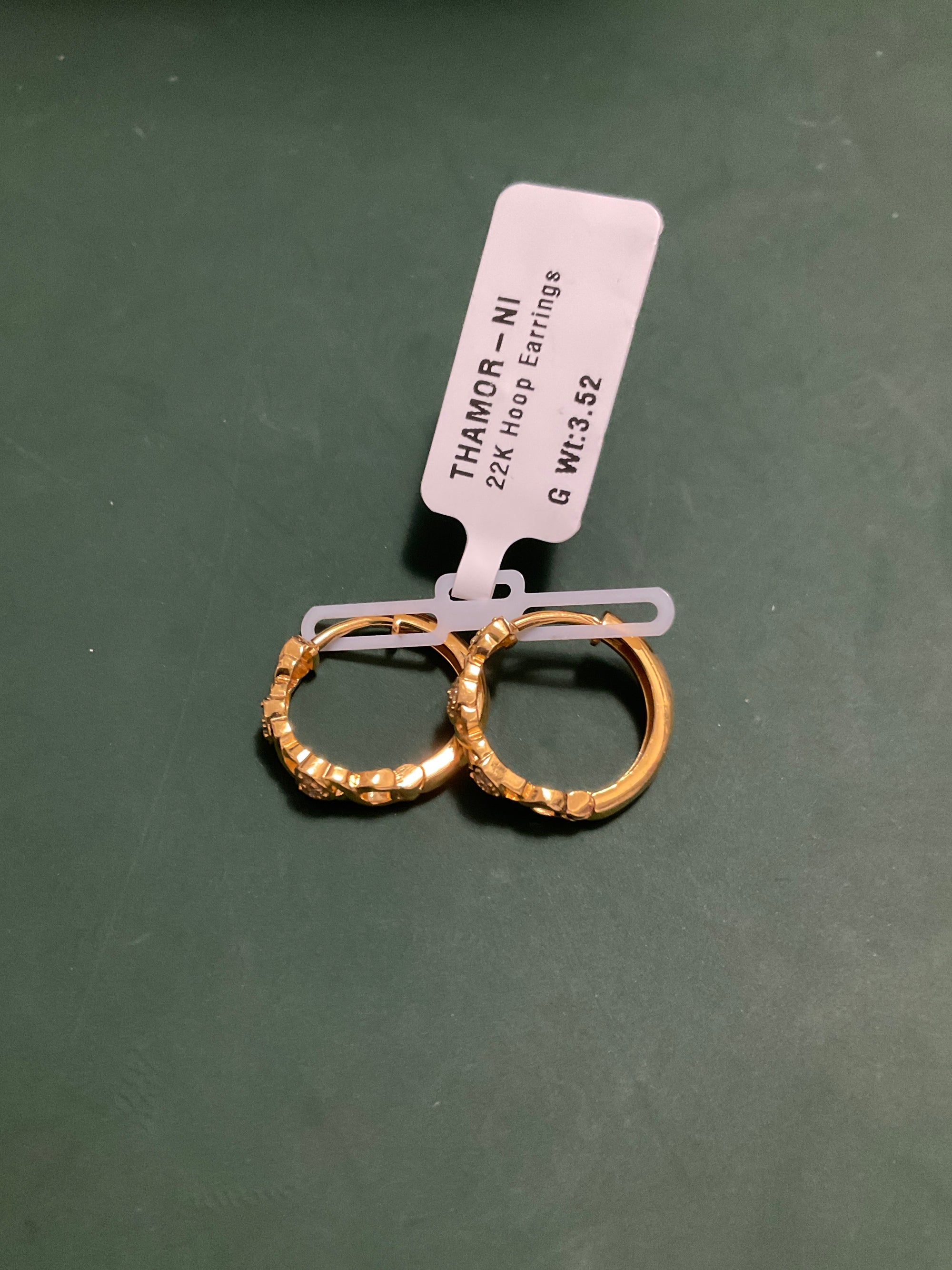 22k Earring 1802310