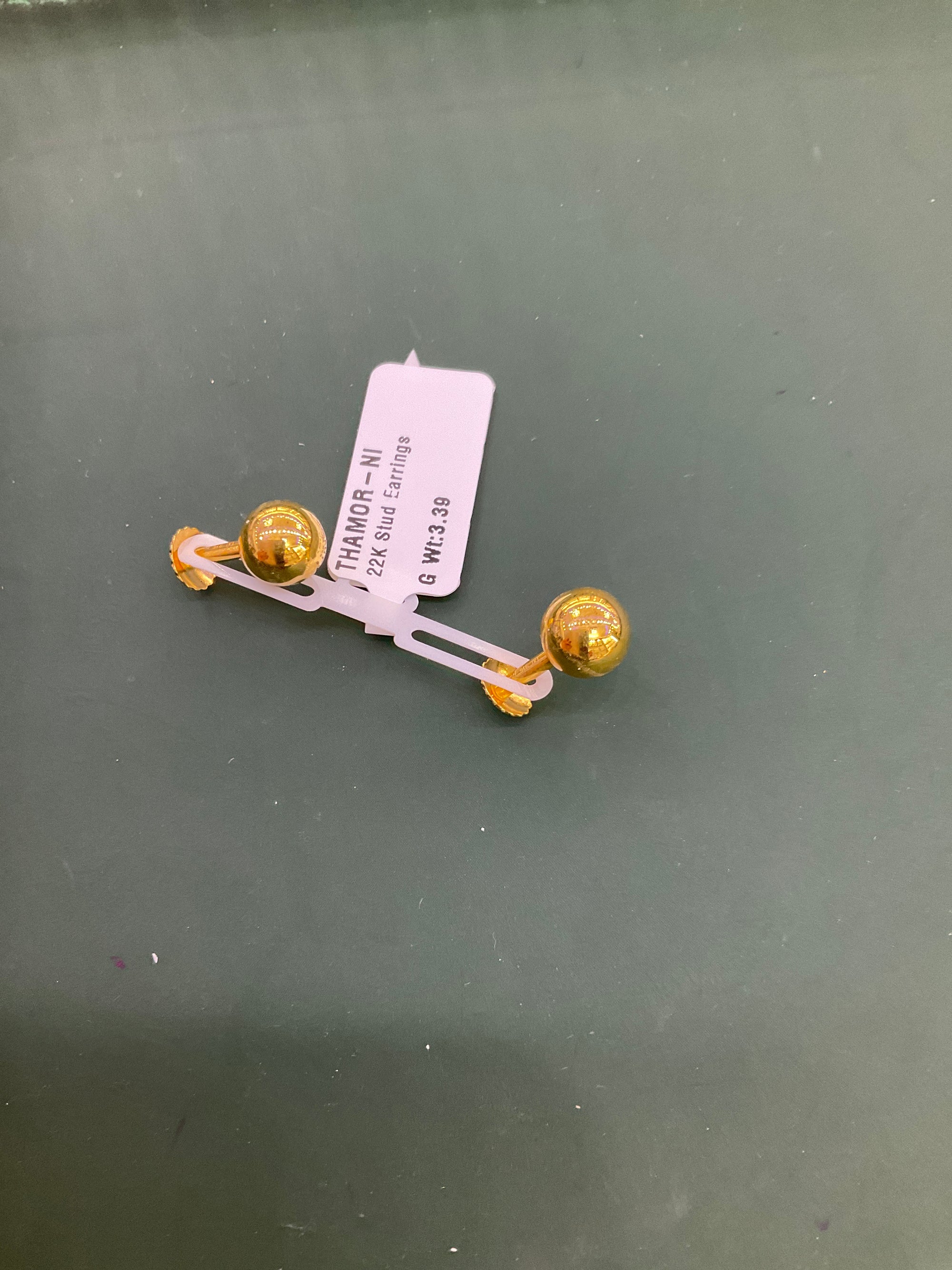 22K Earring 1802674