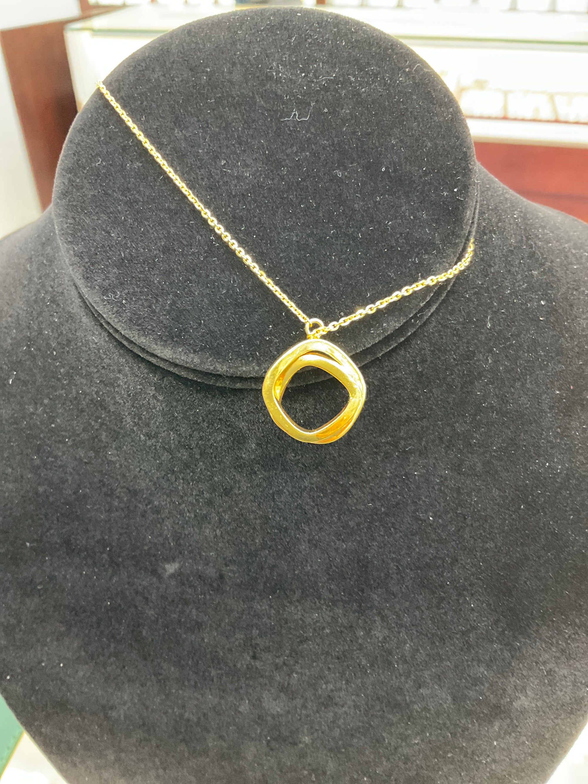 22K Necklace 1802471