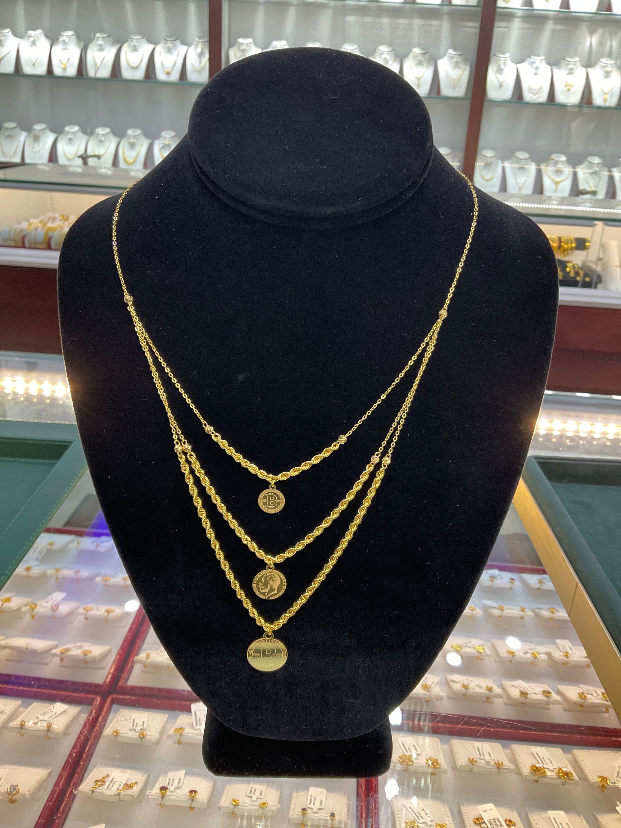 22K Necklace 1802475