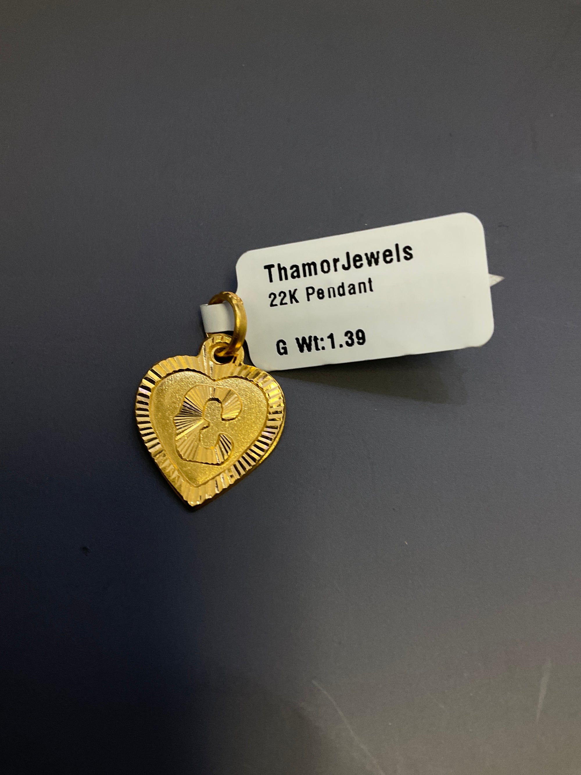 22K Pendant 2402685