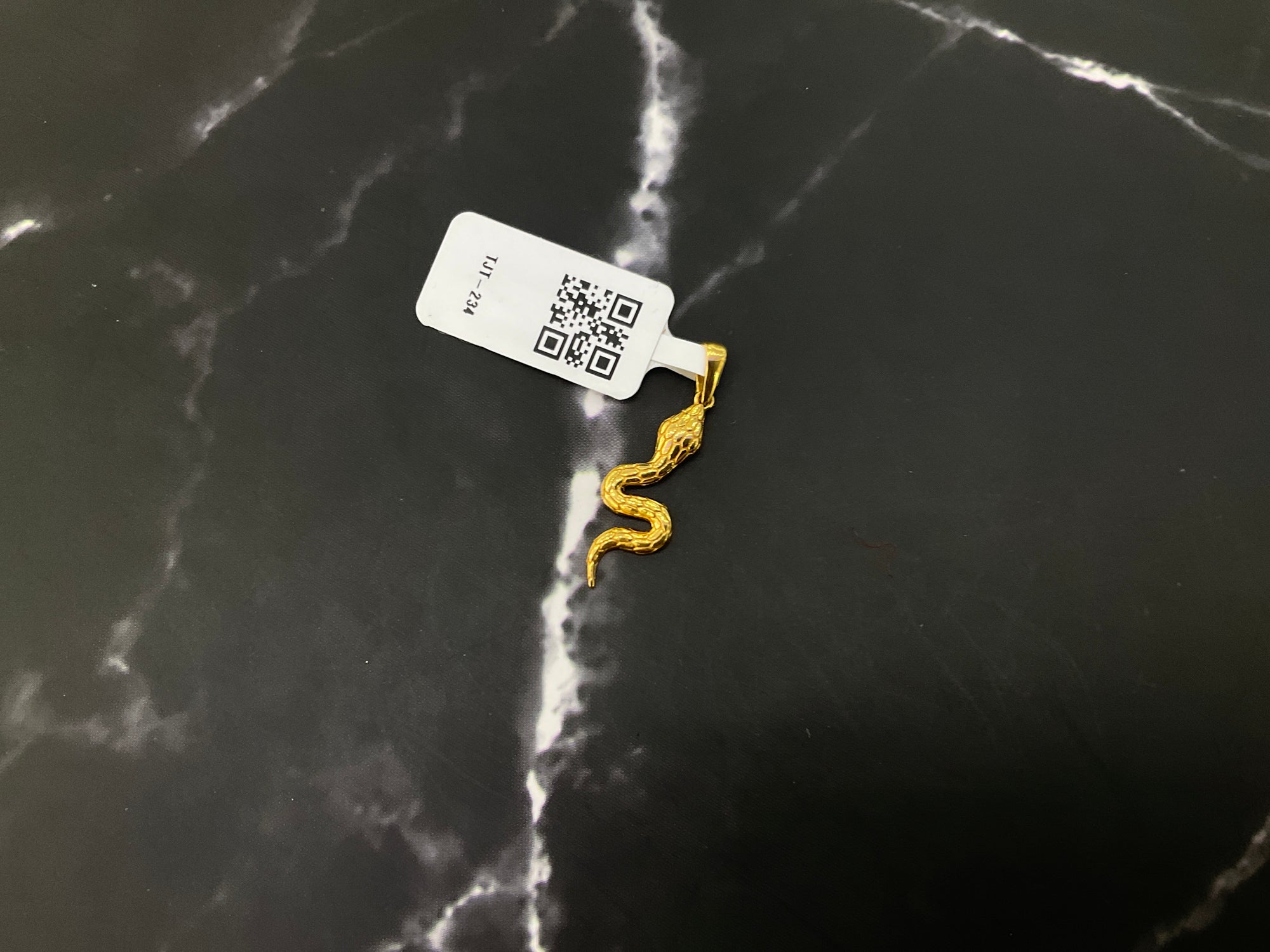 22K Pendant 0103211