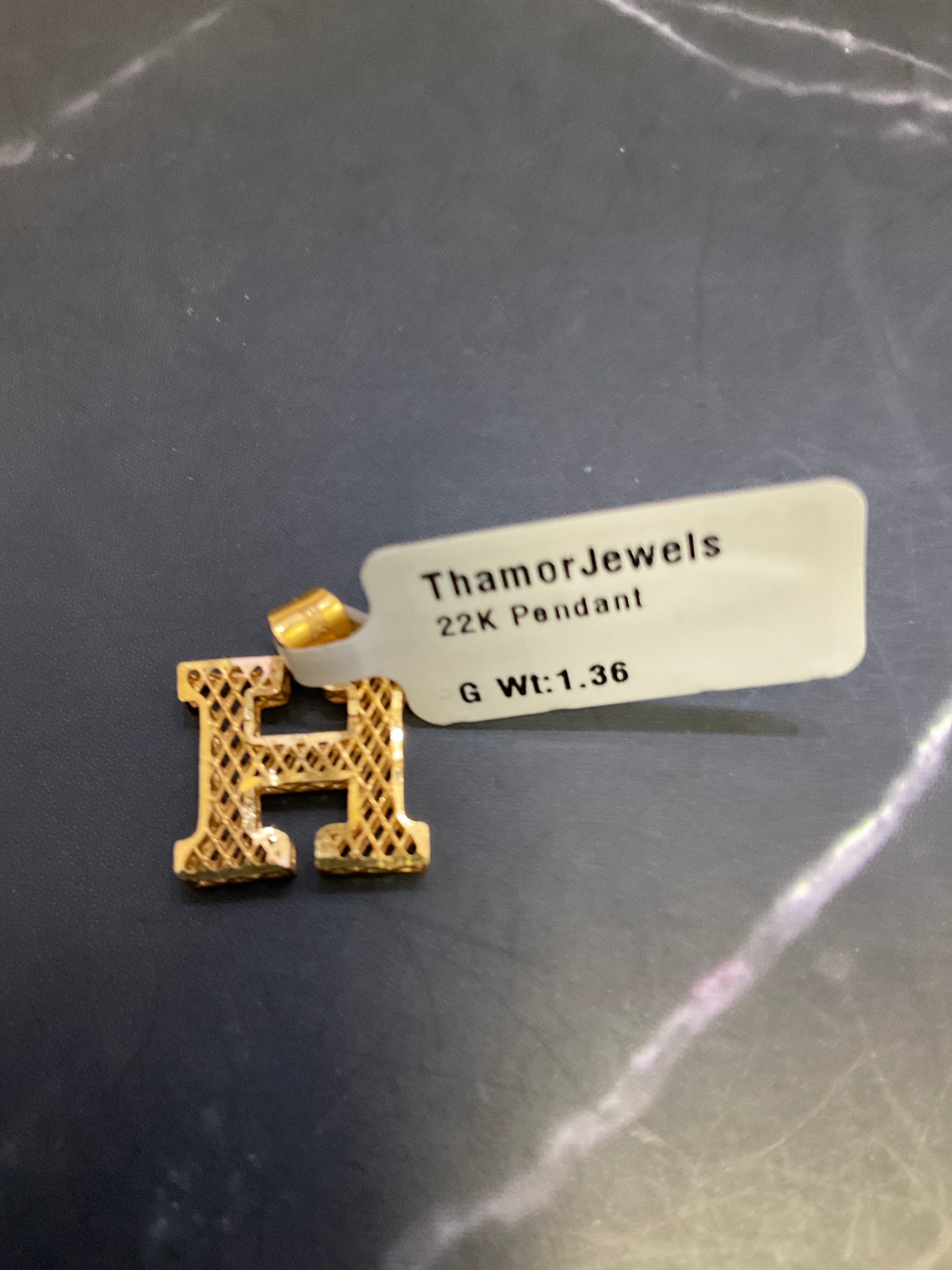 22K Pendant 2402748
