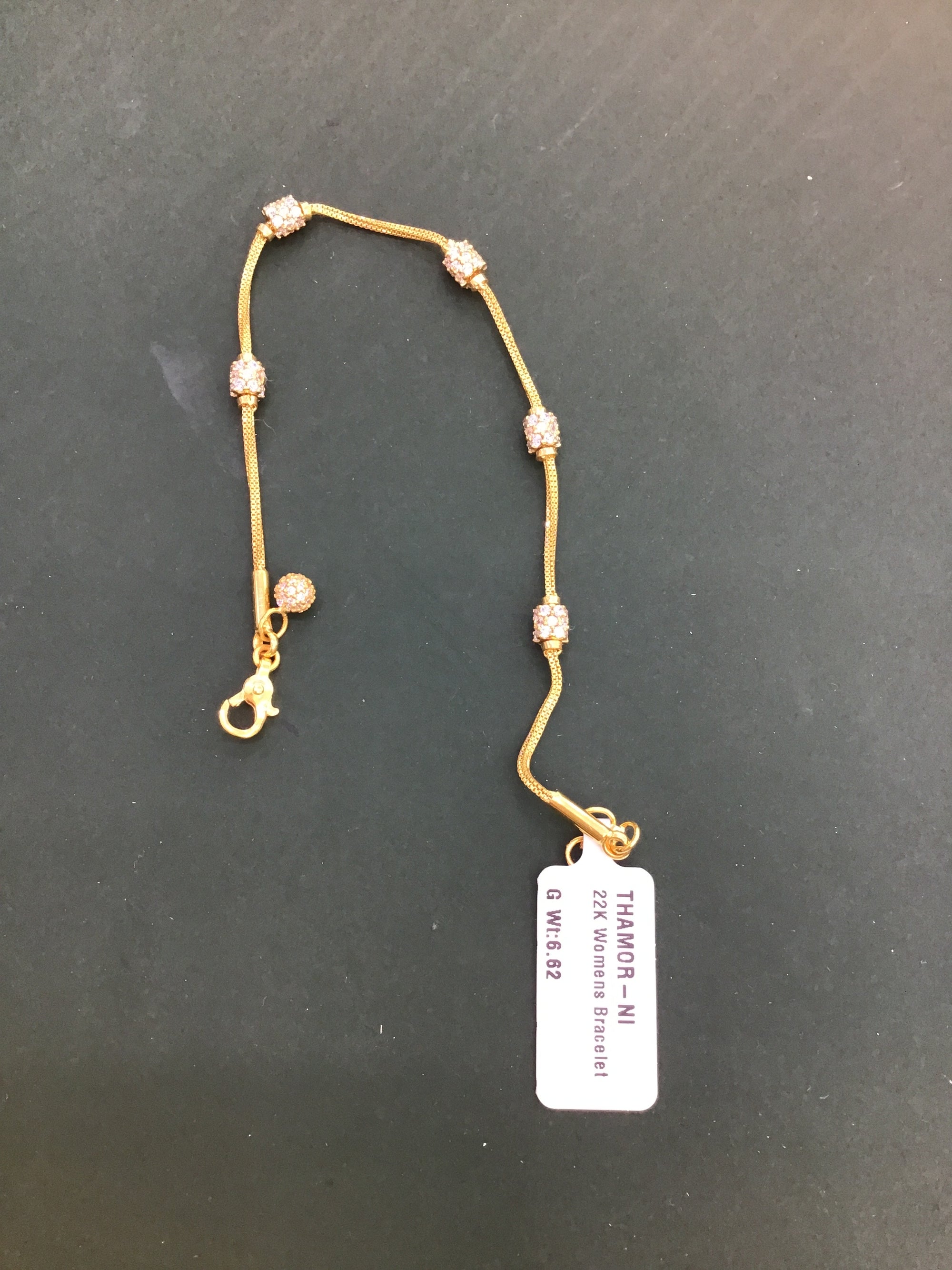 22K Bracelet 1802431