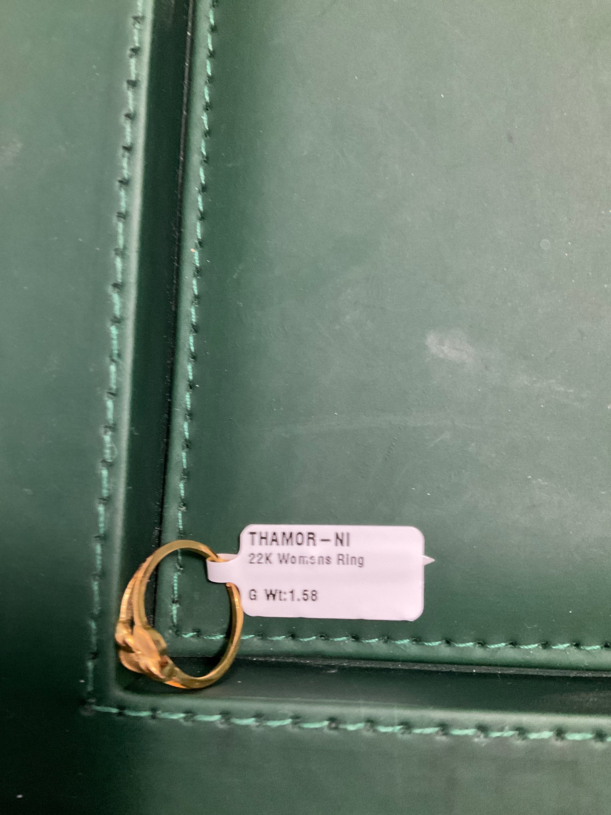 22K Womens Ring 1802805