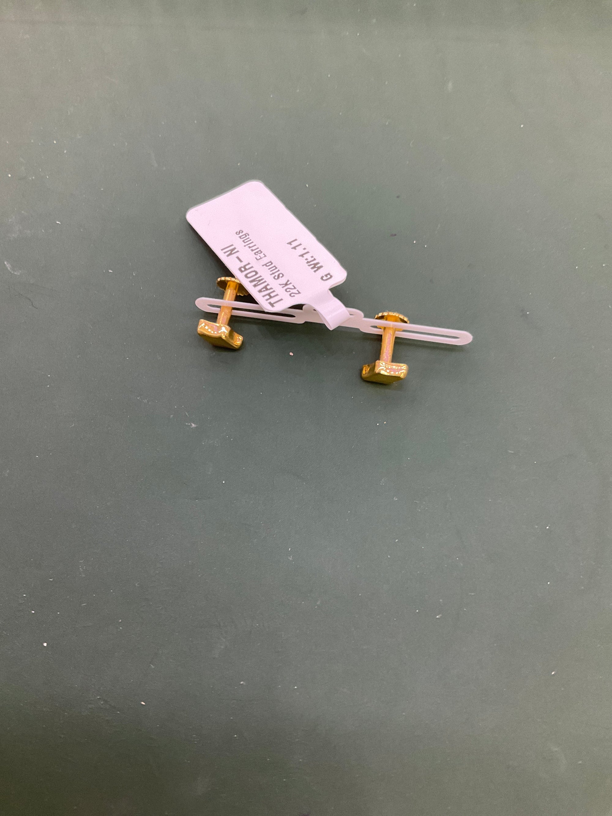 22K Earring 1802672