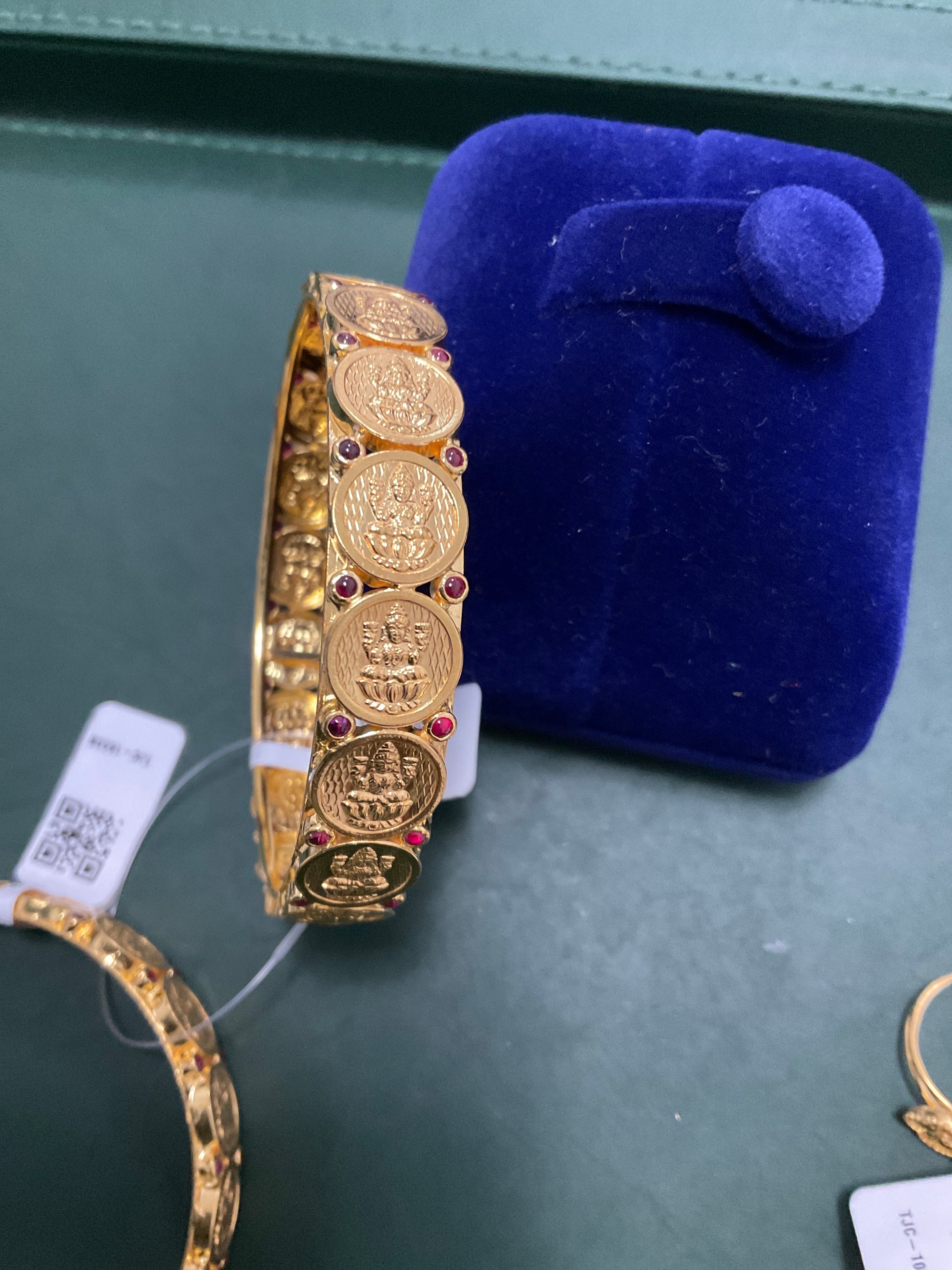 22K Pair bangle  2807205