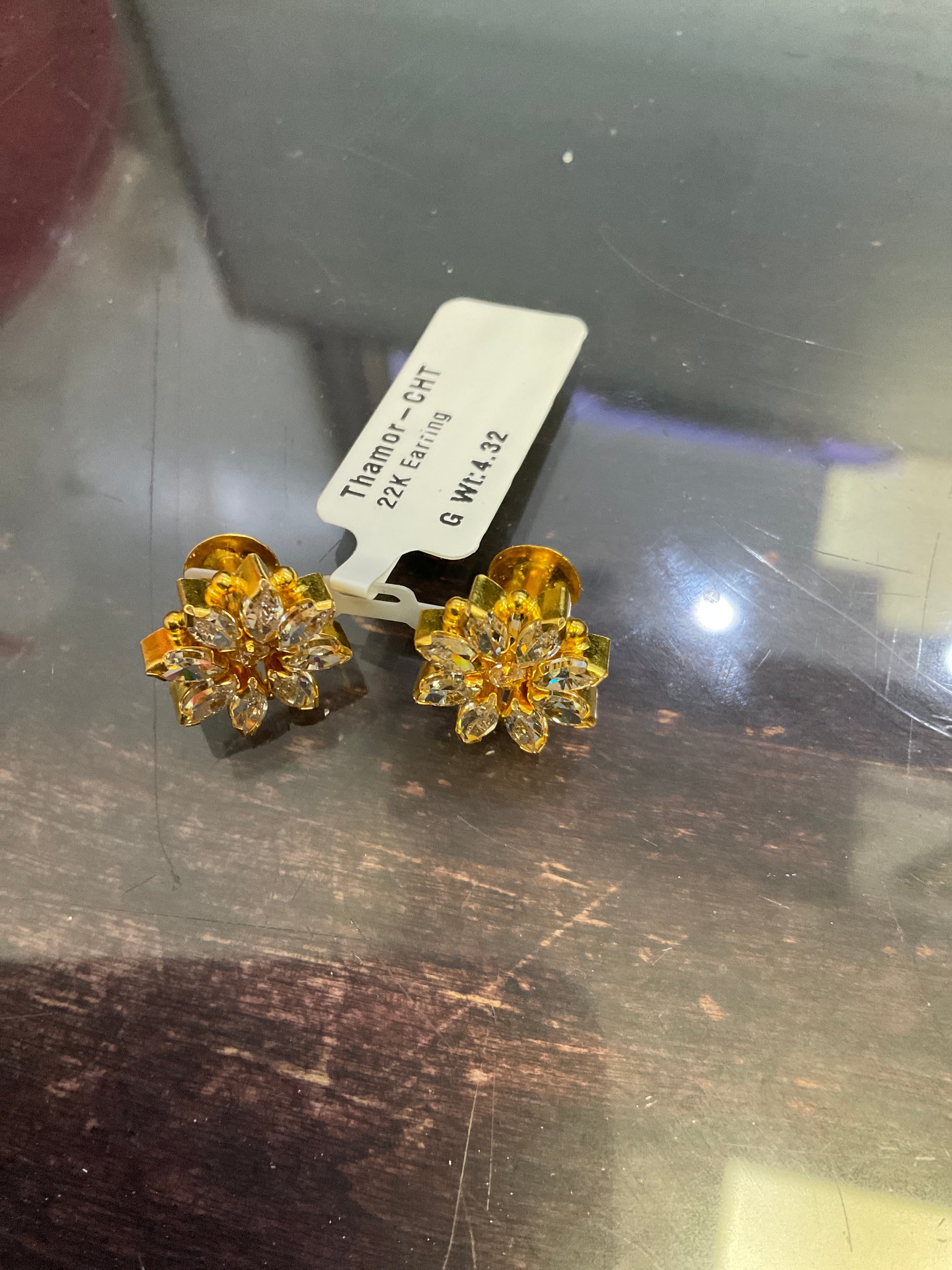 22K Earring 2605934