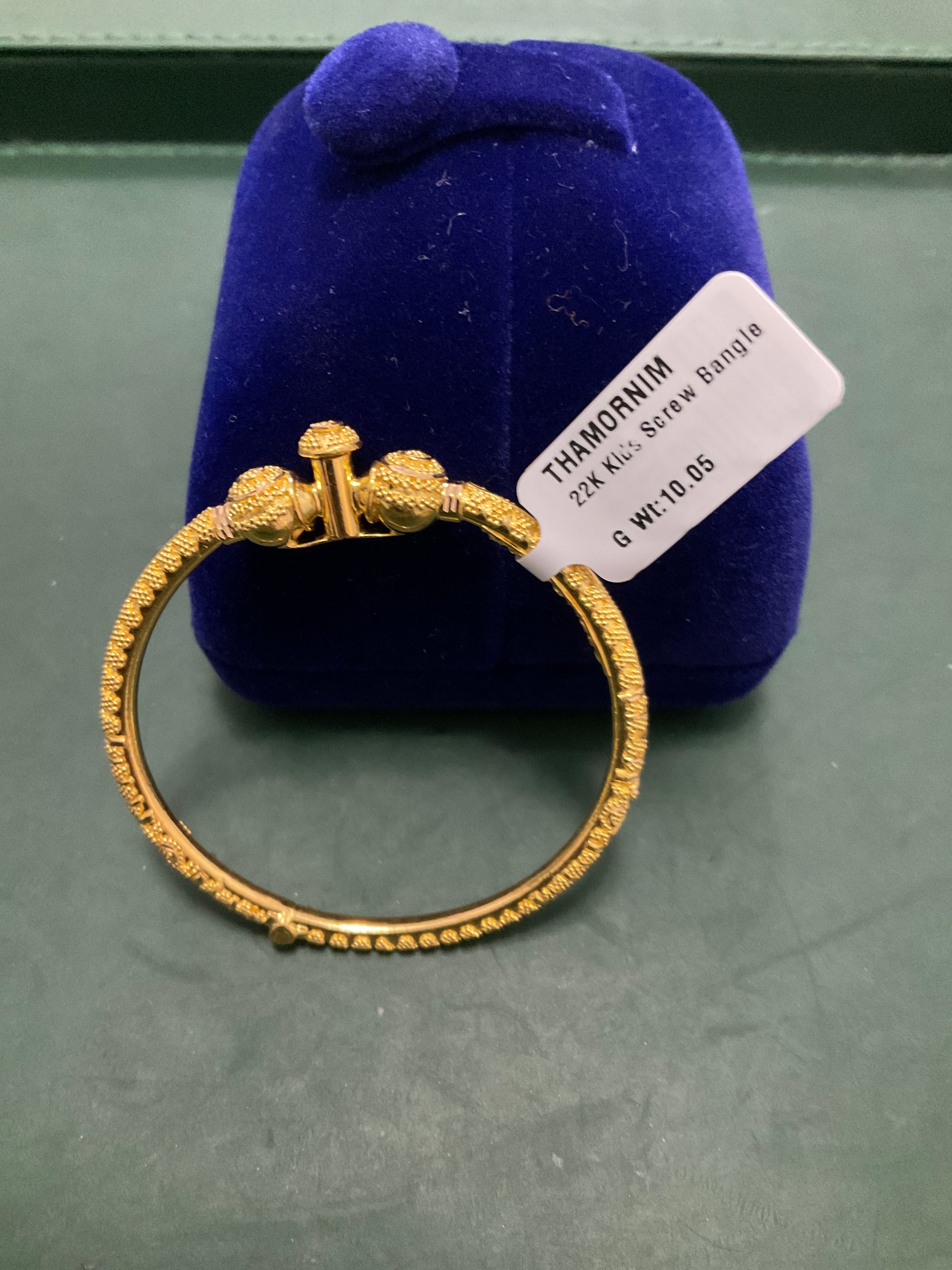 22K Kids Screw Bangle 2807311