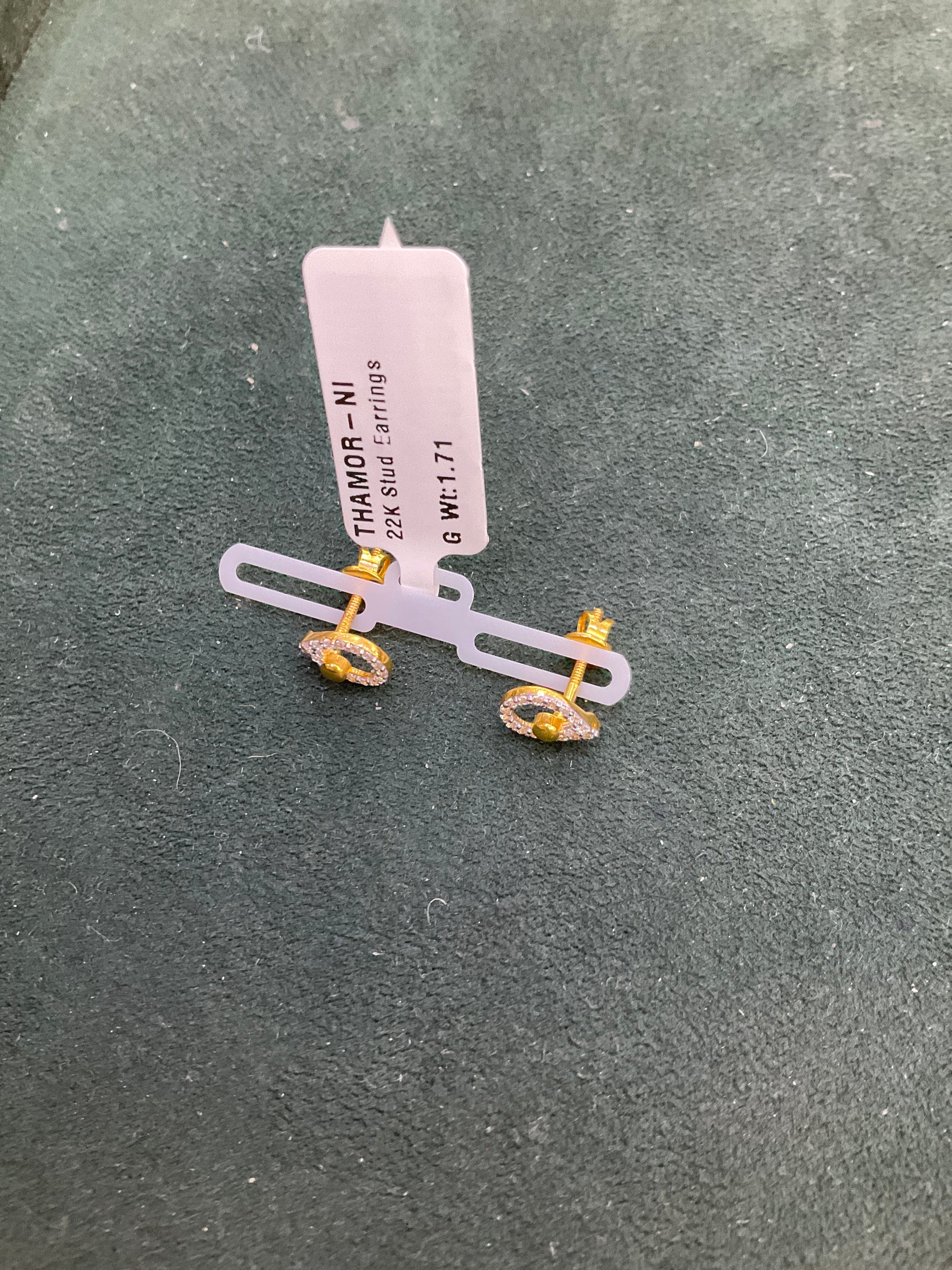22K Earring 1802710